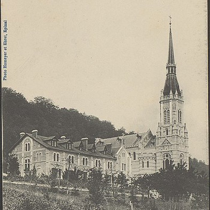 Photo de Basilique du Bois-Chenu de Domrémy-la-Pucelle