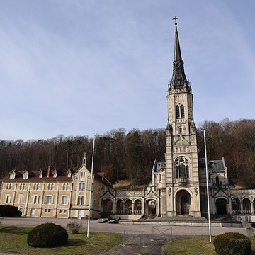Basilique du Bois-Chenu de Domrémy-la-Pucelle