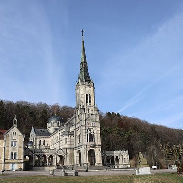 Basilique du Bois-Chenu de Domrémy-la-Pucelle