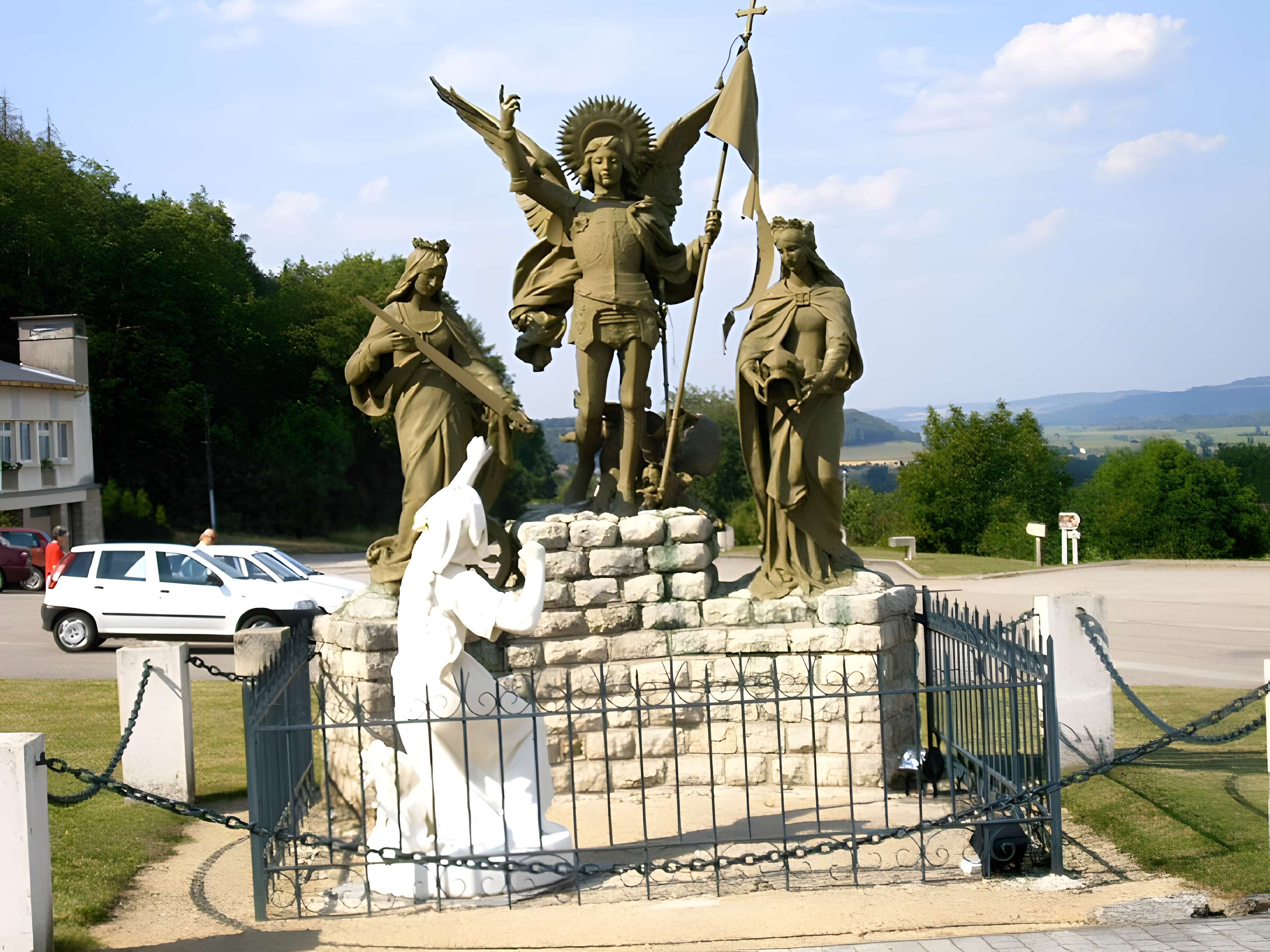 Basilique du Bois-Chenu de Domrémy-la-Pucelle