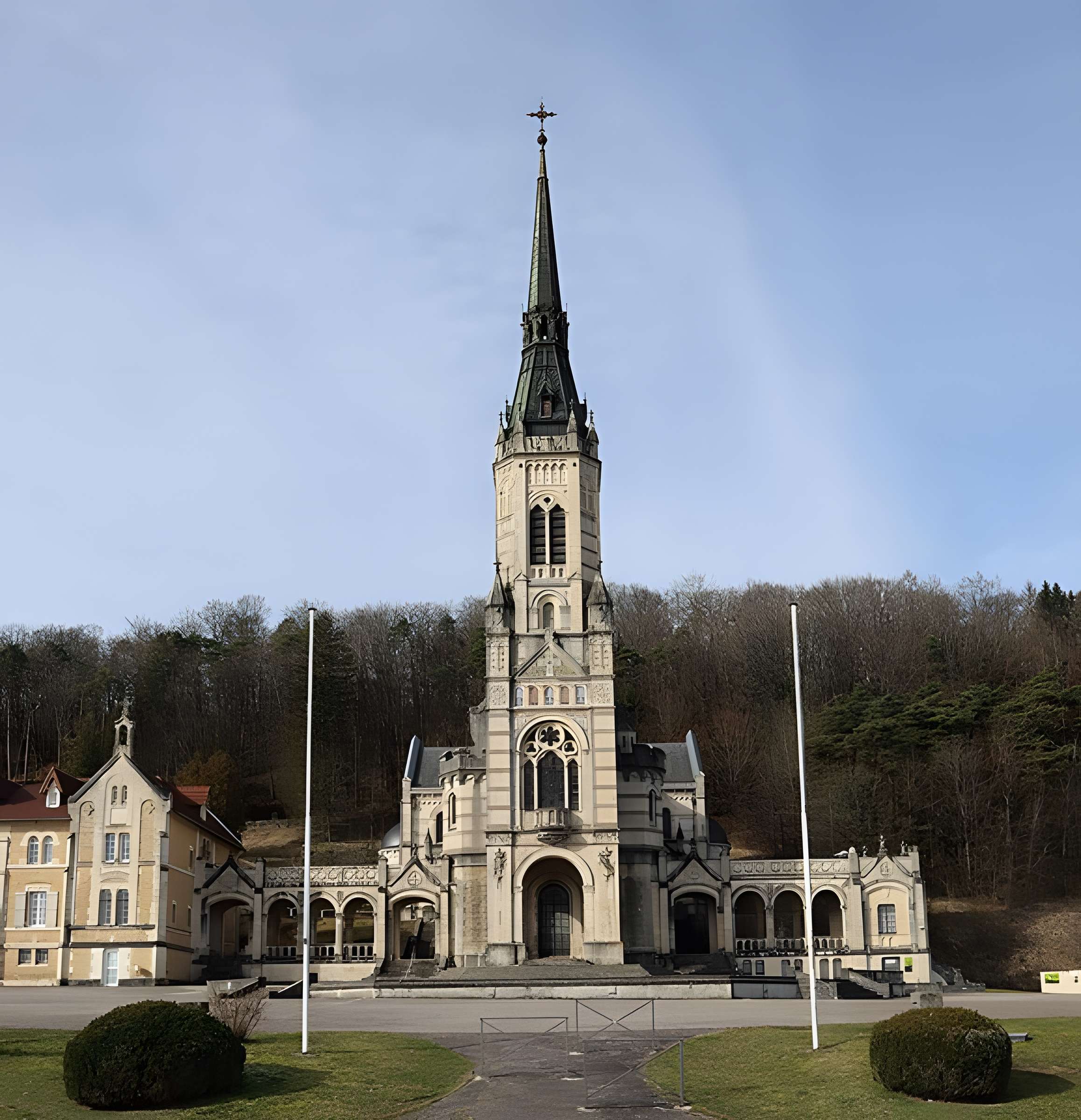 Basilique du Bois-Chenu de Domrémy-la-Pucelle