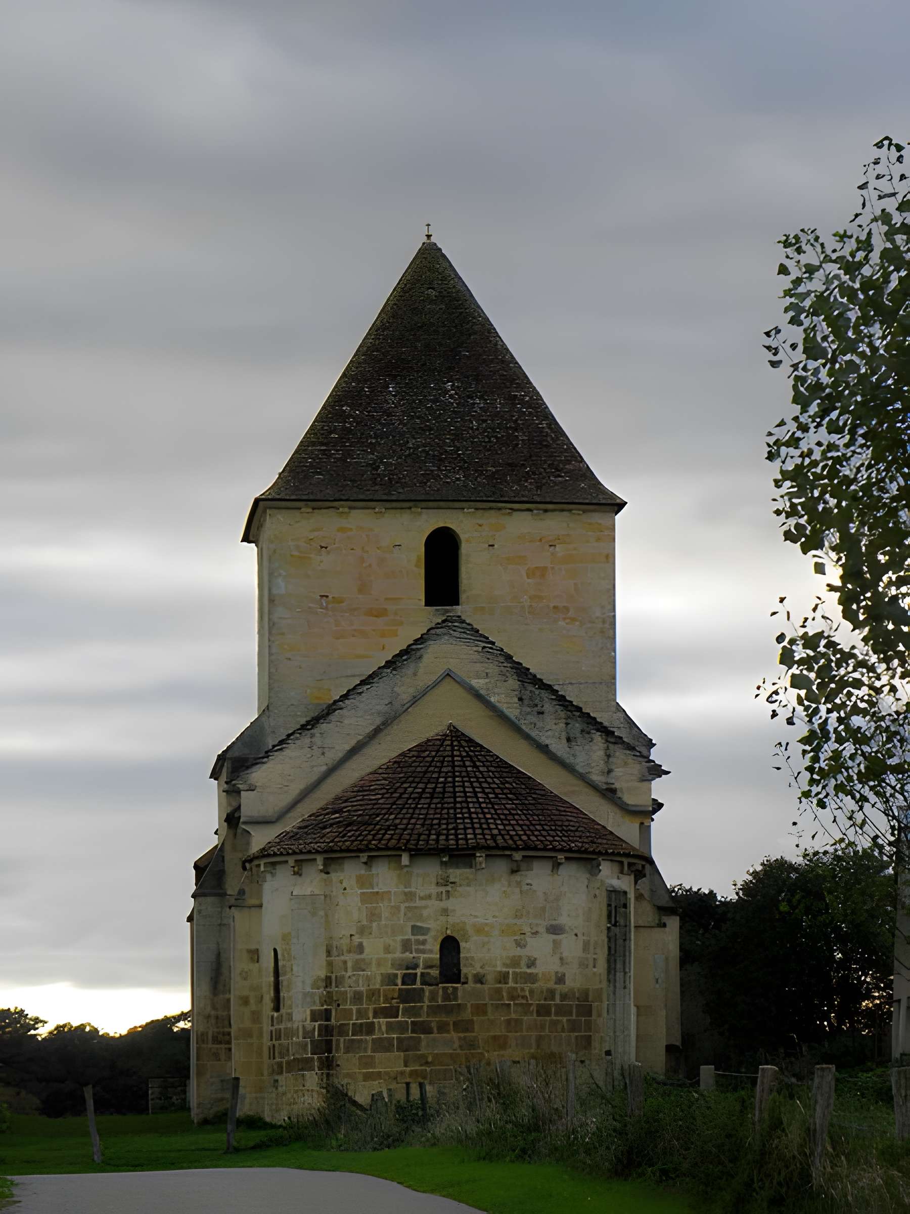 Église Saint-Étienne de Jaugenay