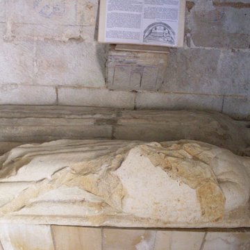 Église Saint-Étienne de Javerlhac-et-la-Chapelle-Saint-Robert