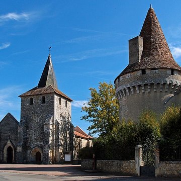 Église Saint-Étienne de Javerlhac-et-la-Chapelle-Saint-Robert