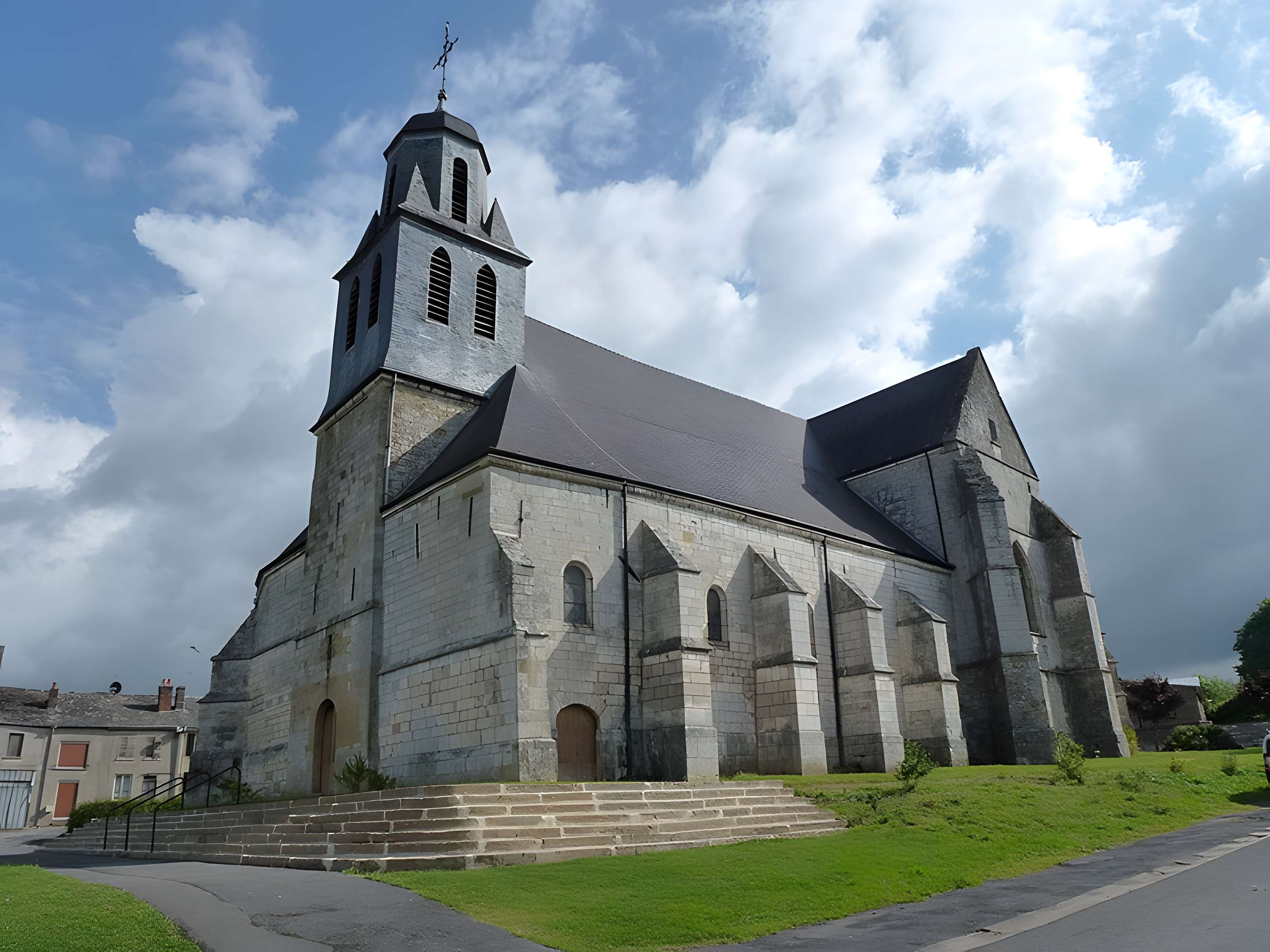 Église Saint-Étienne de Launois-sur-Vence