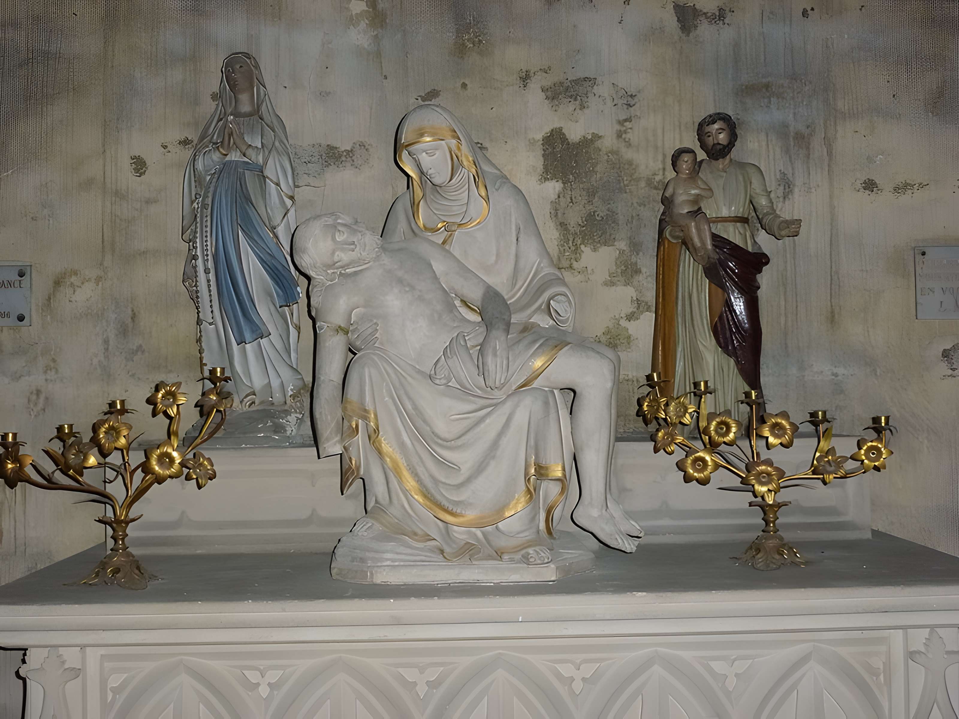 Église Saint-Étienne de Launois-sur-Vence