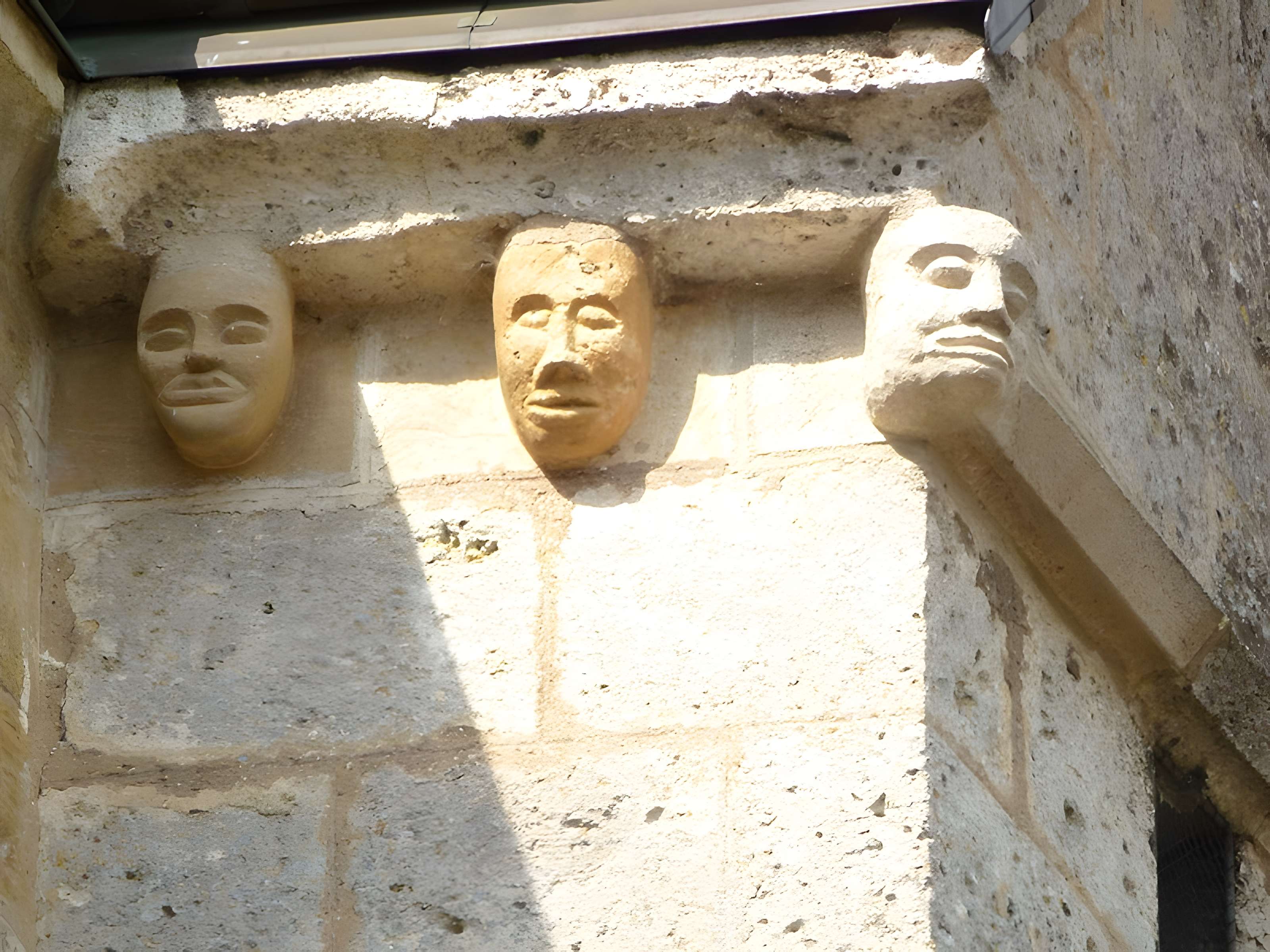 Église Saint-Étienne de Launois-sur-Vence