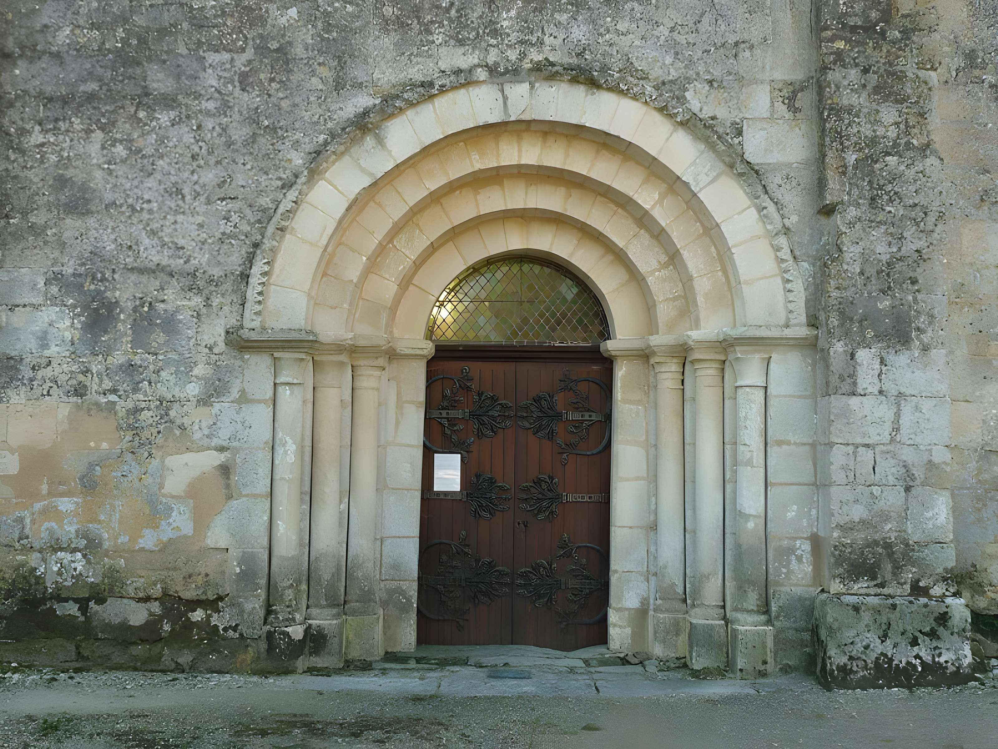 Église Saint-Étienne de Magnac-Lavalette