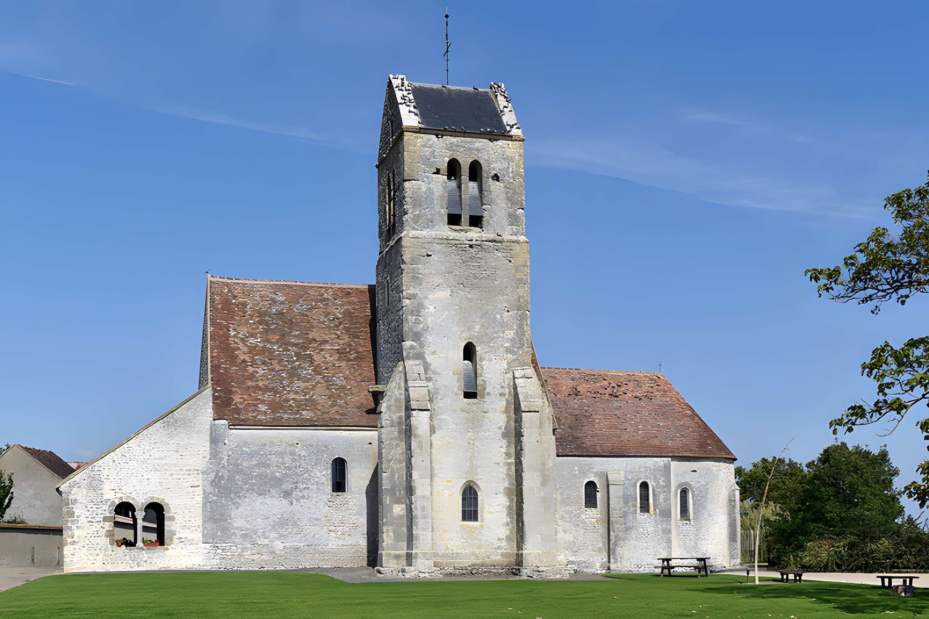 Église Saint-Étienne de Mondreville