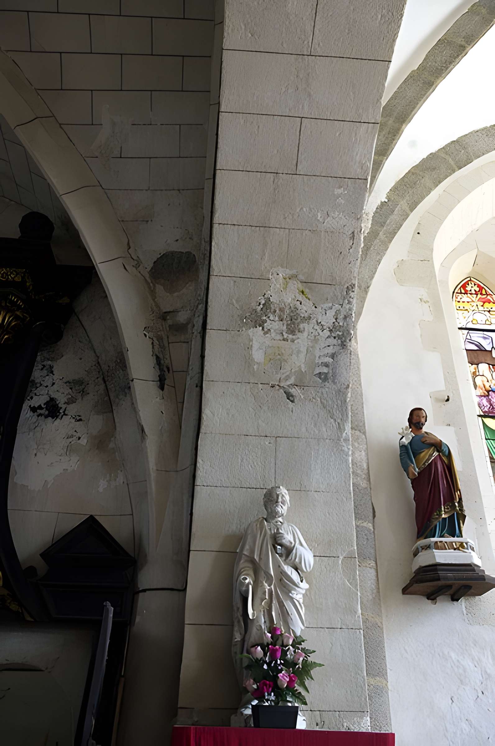 Église Saint-Étienne de Piégut-Pluviers