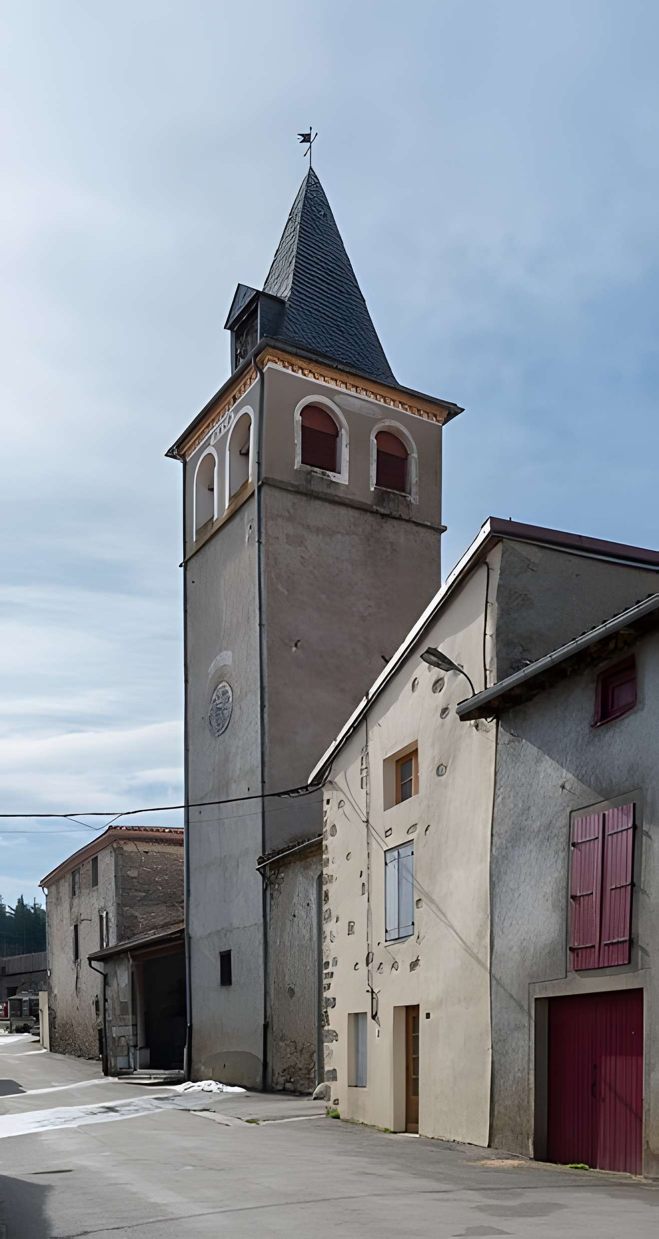 Église Saint-Étienne de Roquefeuil