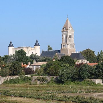 Abbaye et Église Saint-Philibert