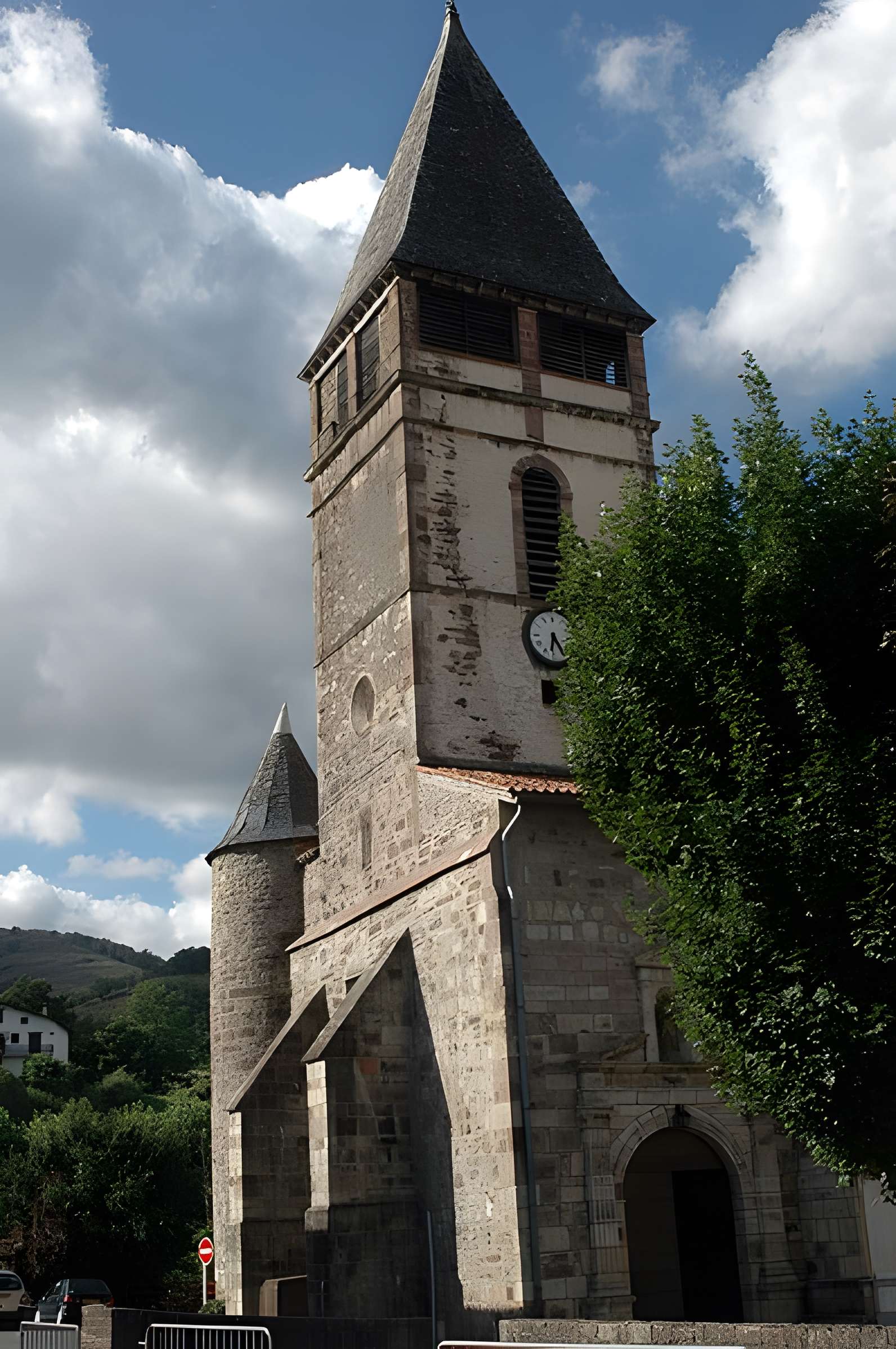 Église Saint-Étienne de Saint-Étienne-de-Baïgorry