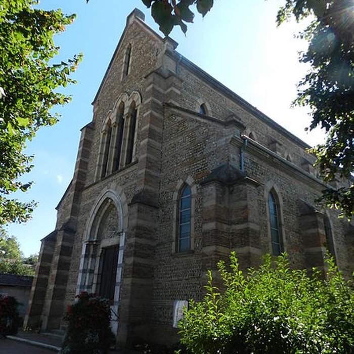 Photo de Église Saint-Étienne de Saint-Étienne-de-Saint-Geoirs