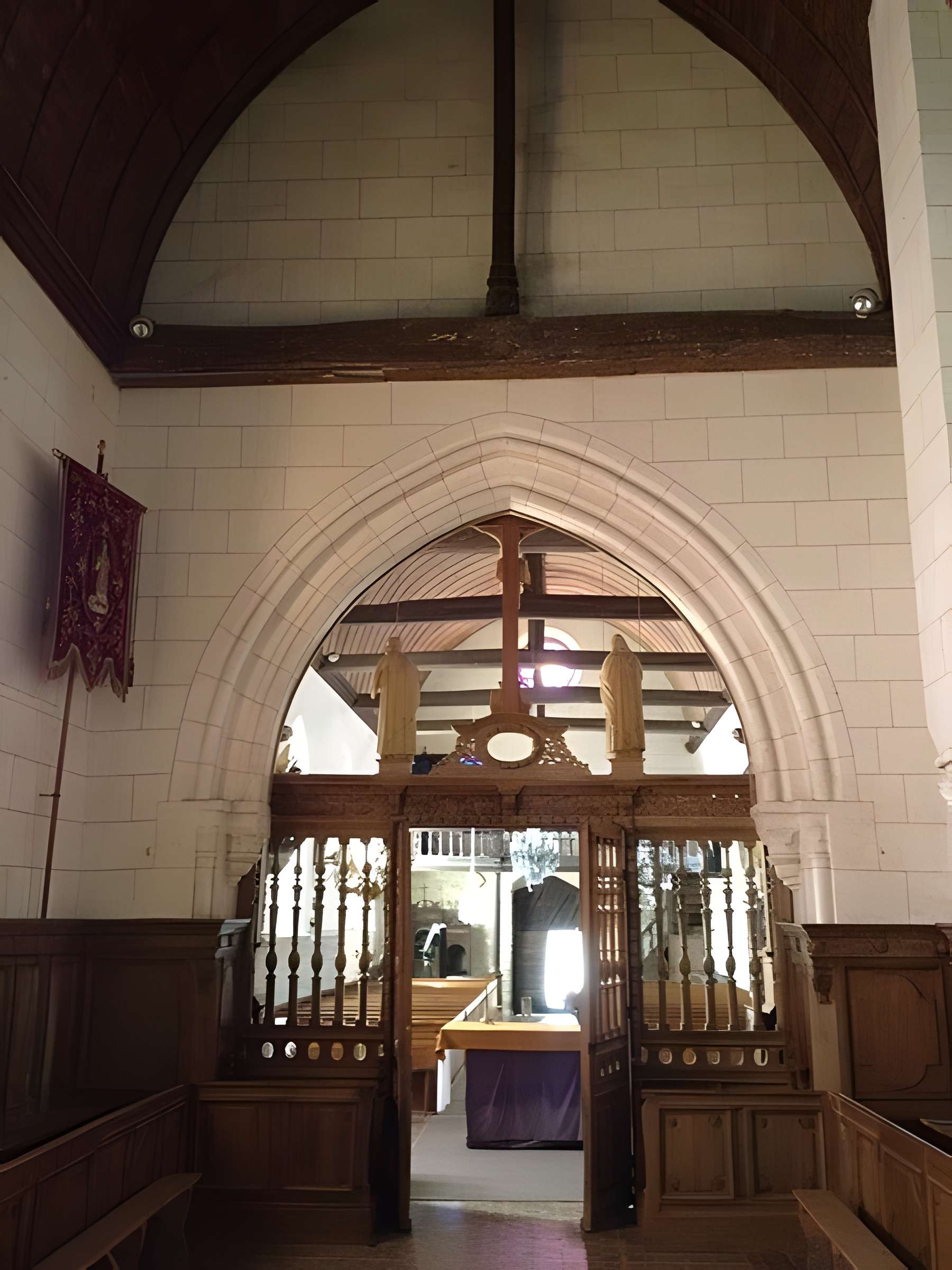Église Saint-Étienne de Saint-Étienne-l'Allier