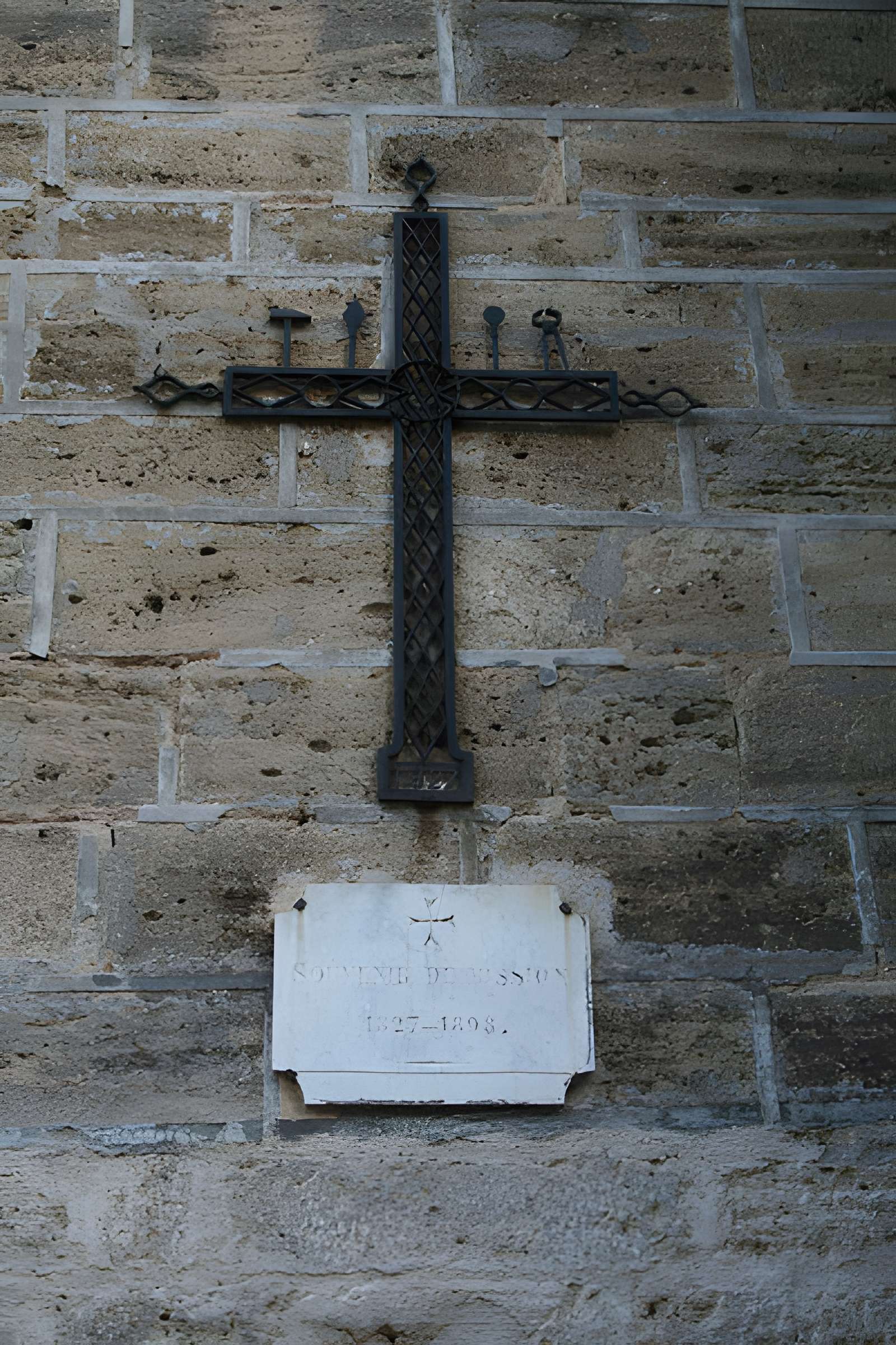 Église Saint-Étienne de Valros