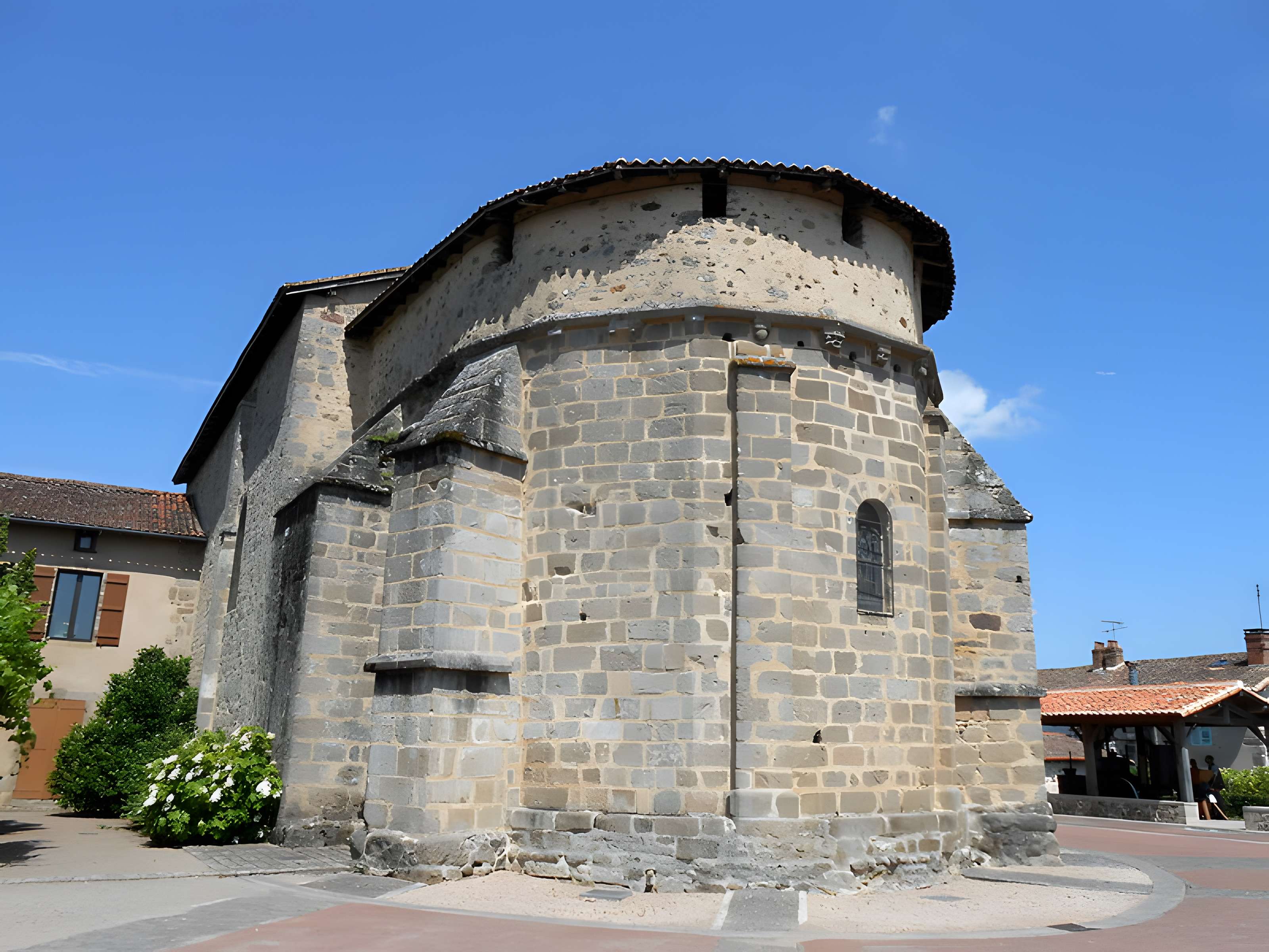 Église Saint-Étienne d'Esse