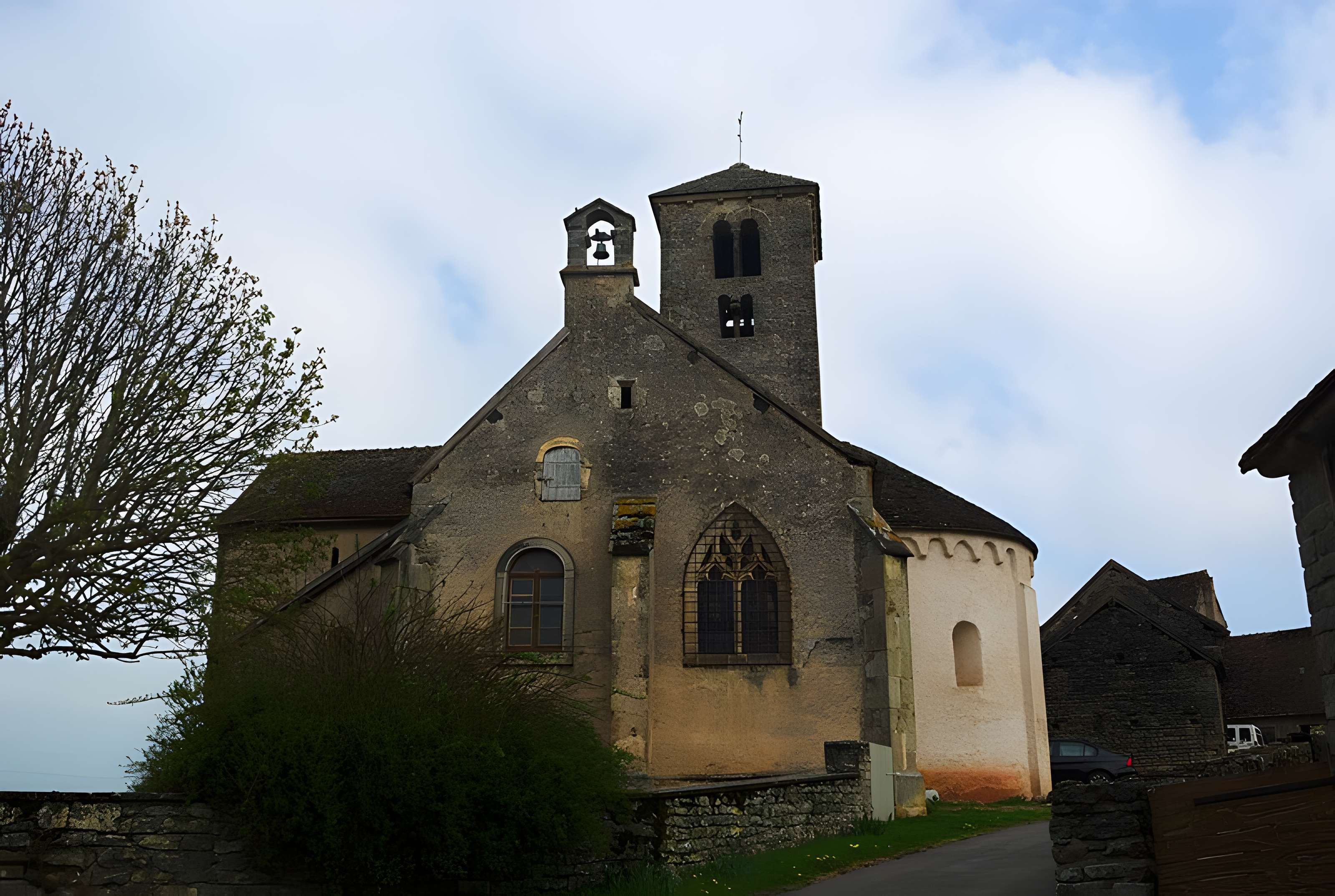 Église Saint-Eusèbe de Saint-Huruge