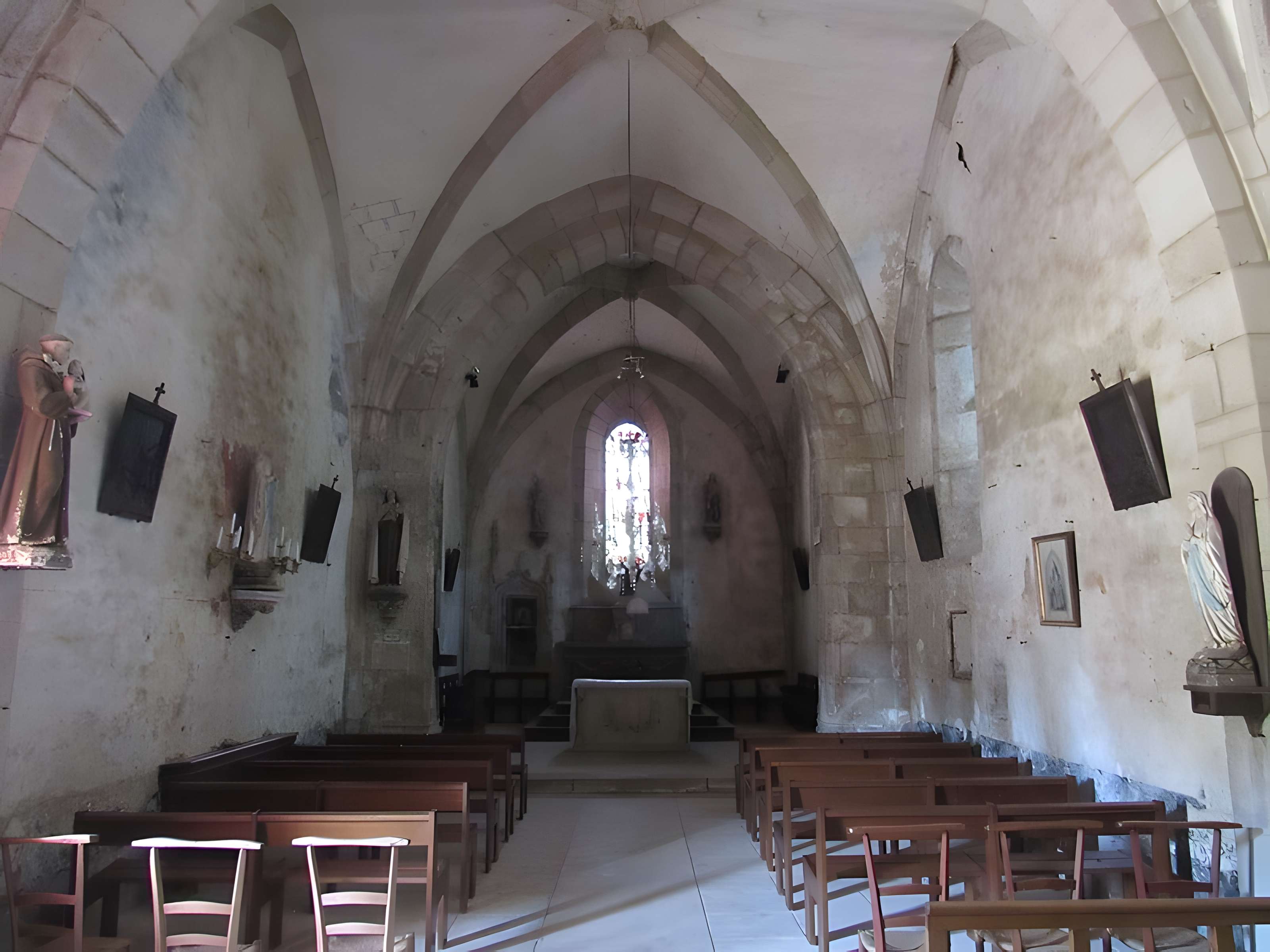 Église Saint-Eutrope d'Arrènes