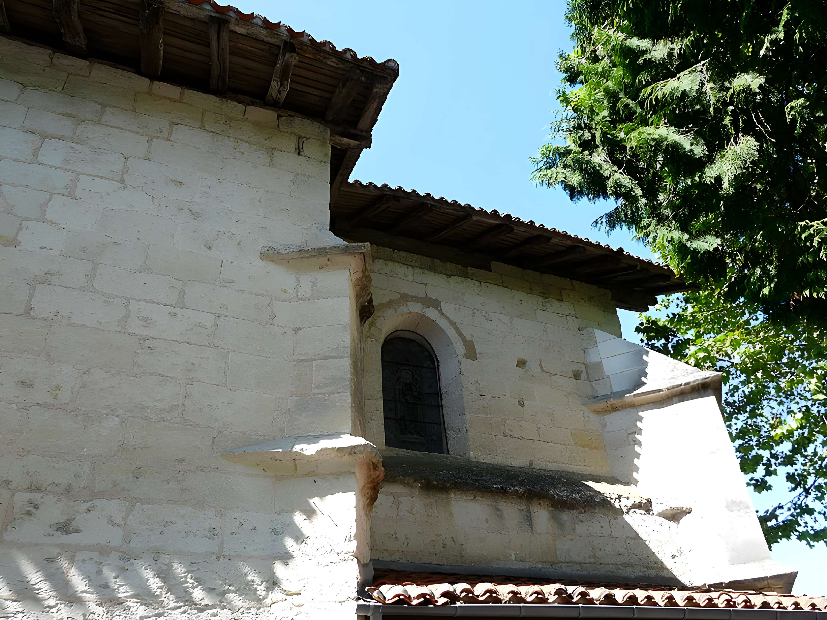 Église Saint-Eutrope de Saint-Aquilin