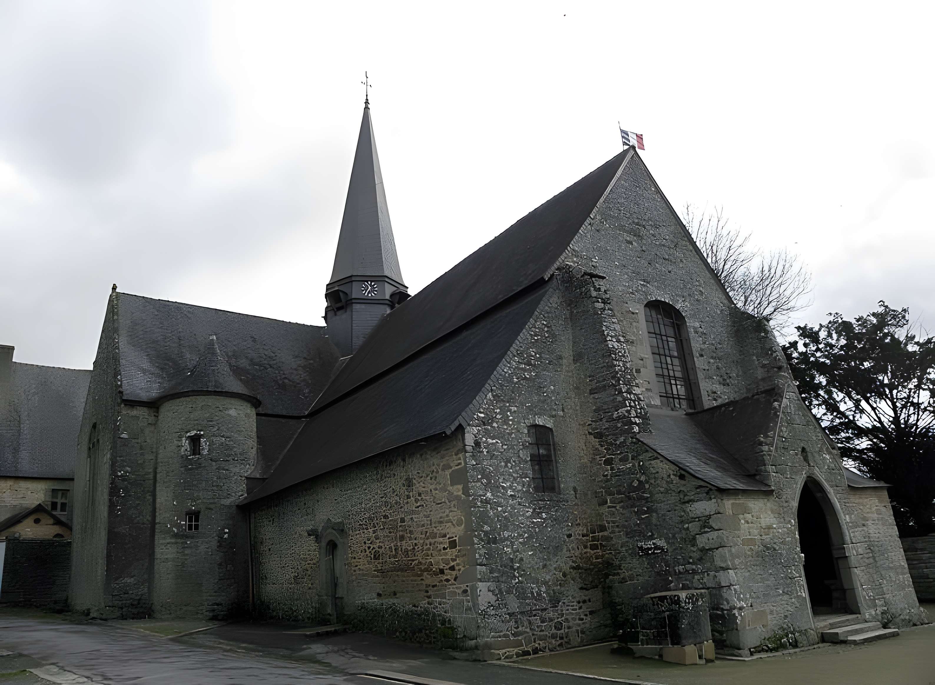 Église Saint-Exupère de Gahard