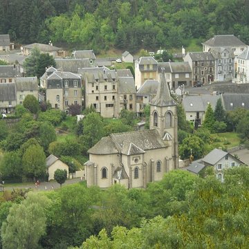 Église Saint-Ferréol de Murol