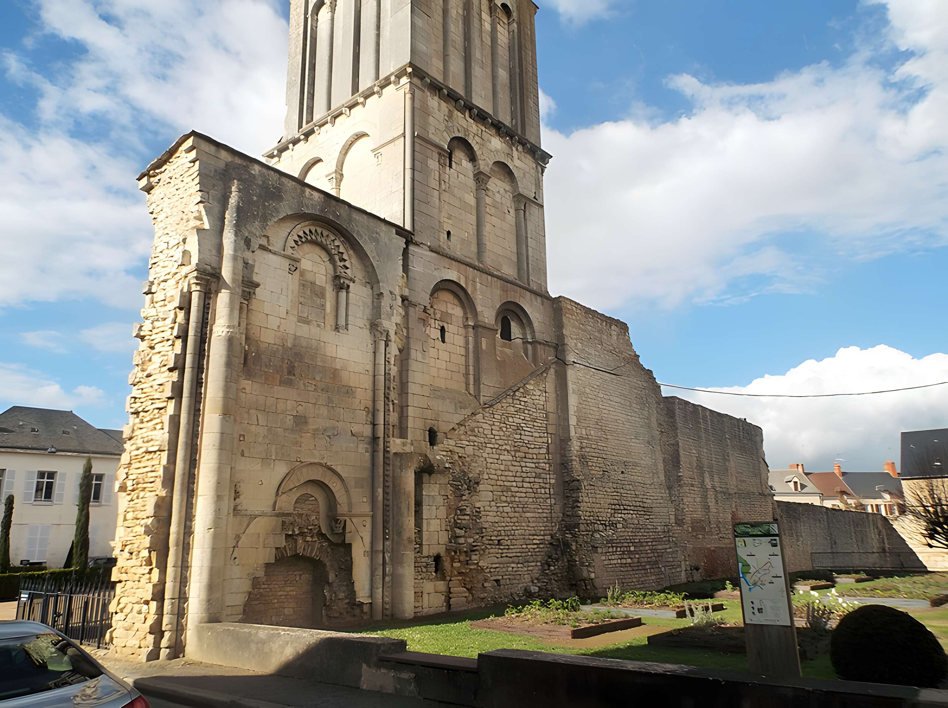 Abbaye Notre-Dame de Déols