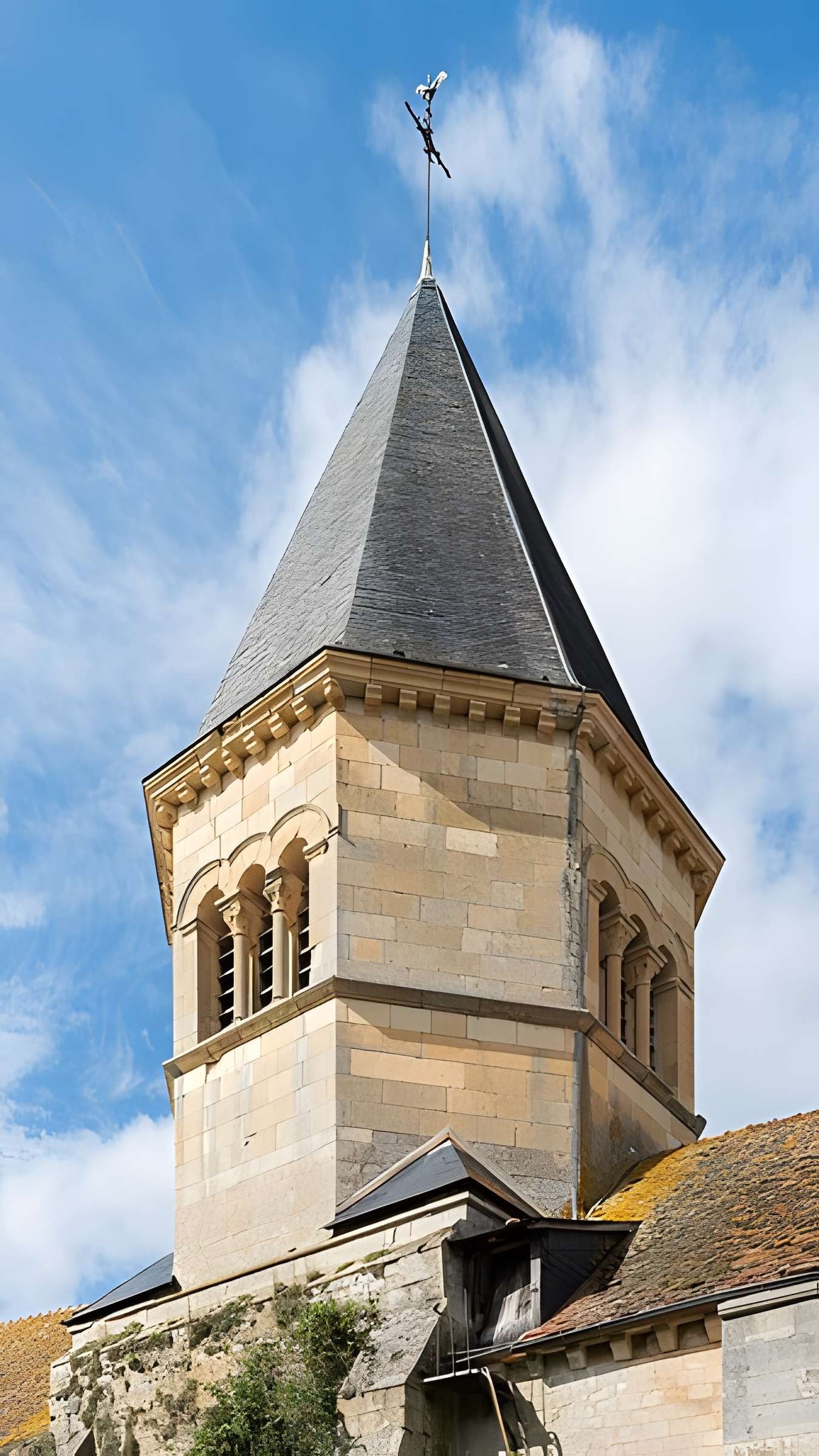 Église Saint-Fiacre d'Ourouër
