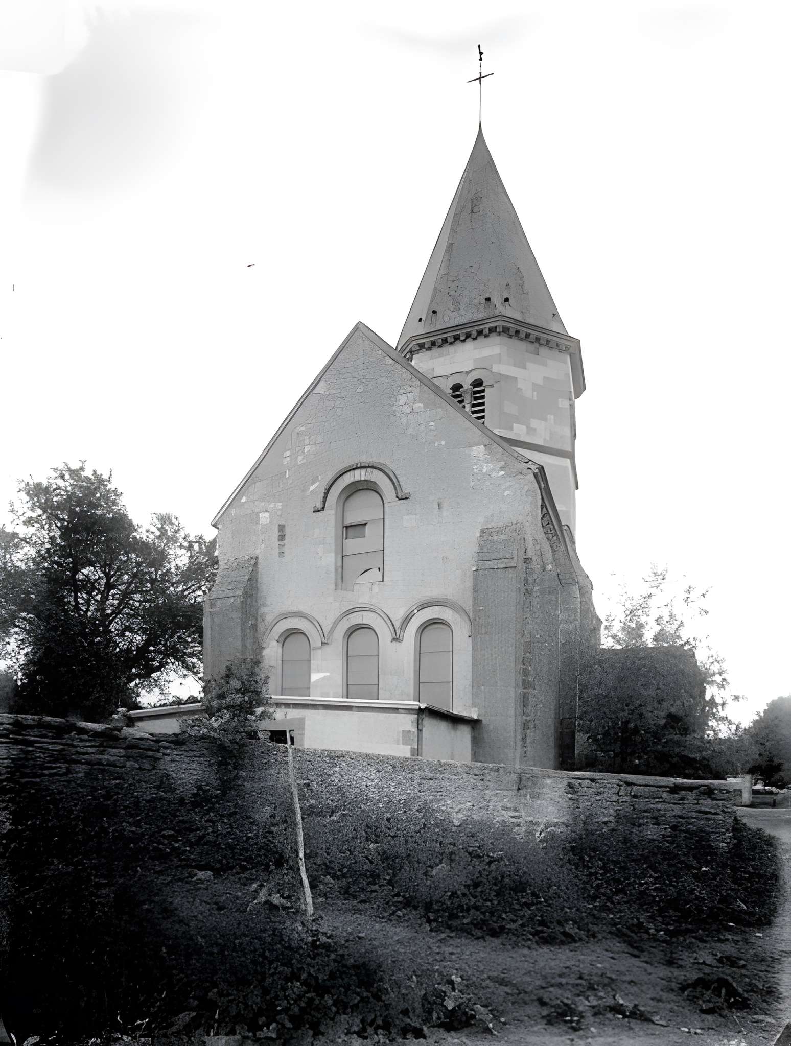 Église Saint-Fiacre d'Ourouër