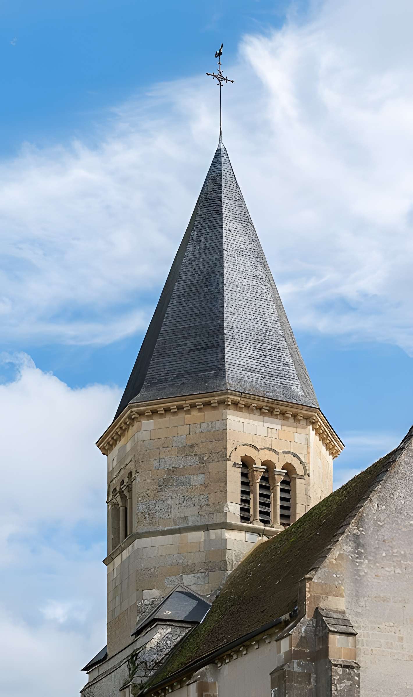 Église Saint-Fiacre d'Ourouër