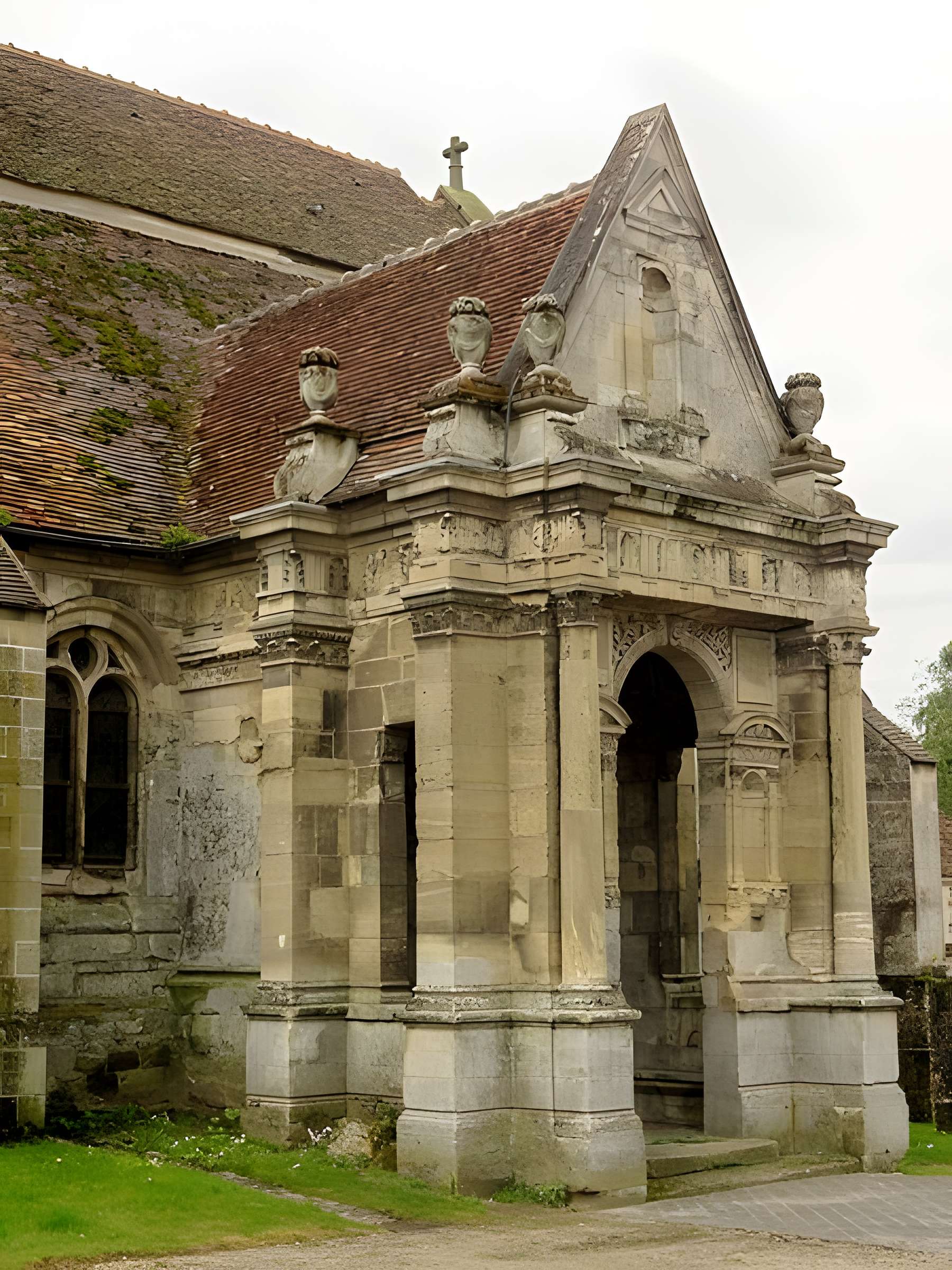 Église Saint-Fiacre-et-Notre-Dame-de-la-Nativité de Livilliers
