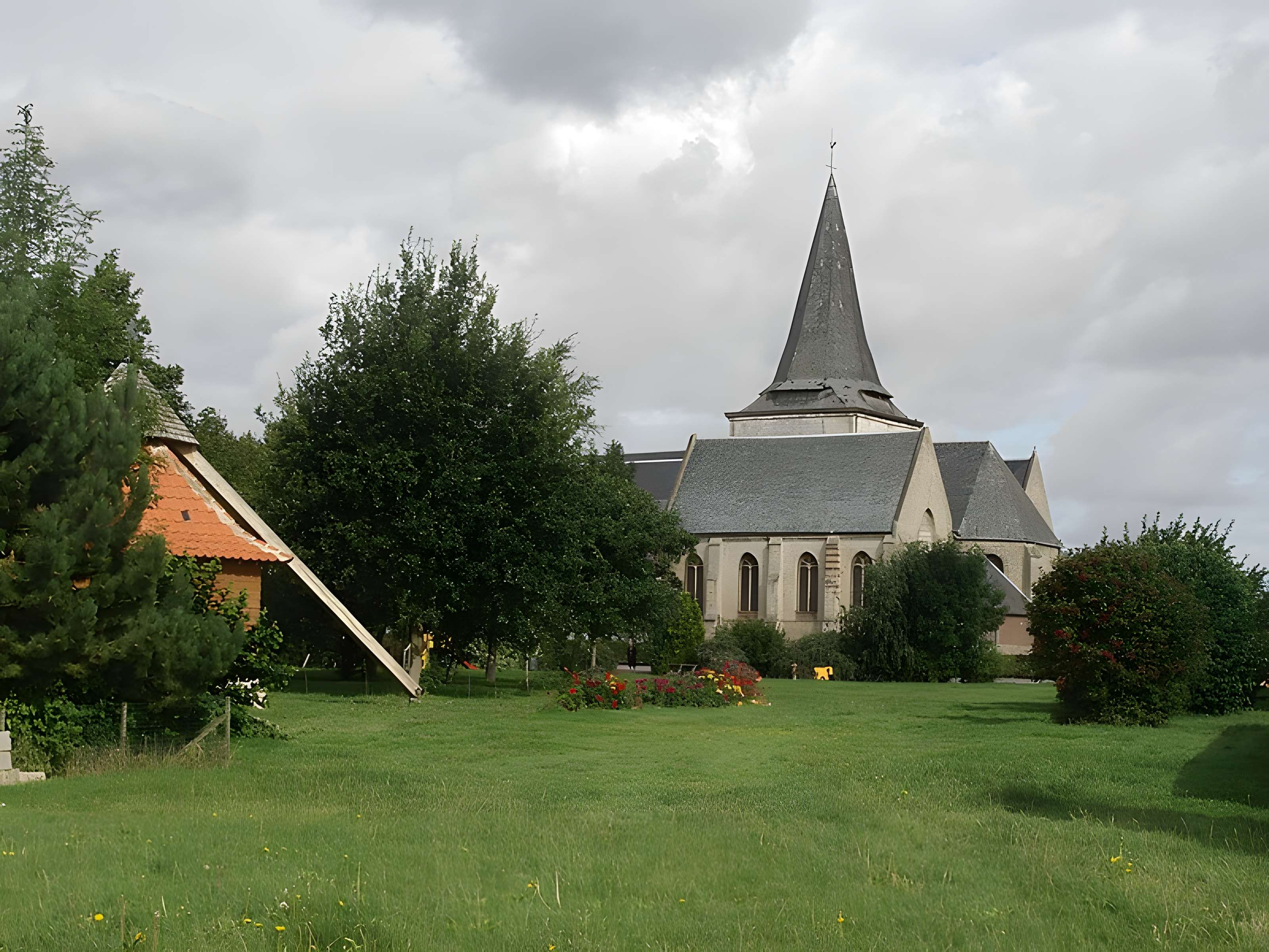 Église Saint-Folquin de Volckerinckhove
