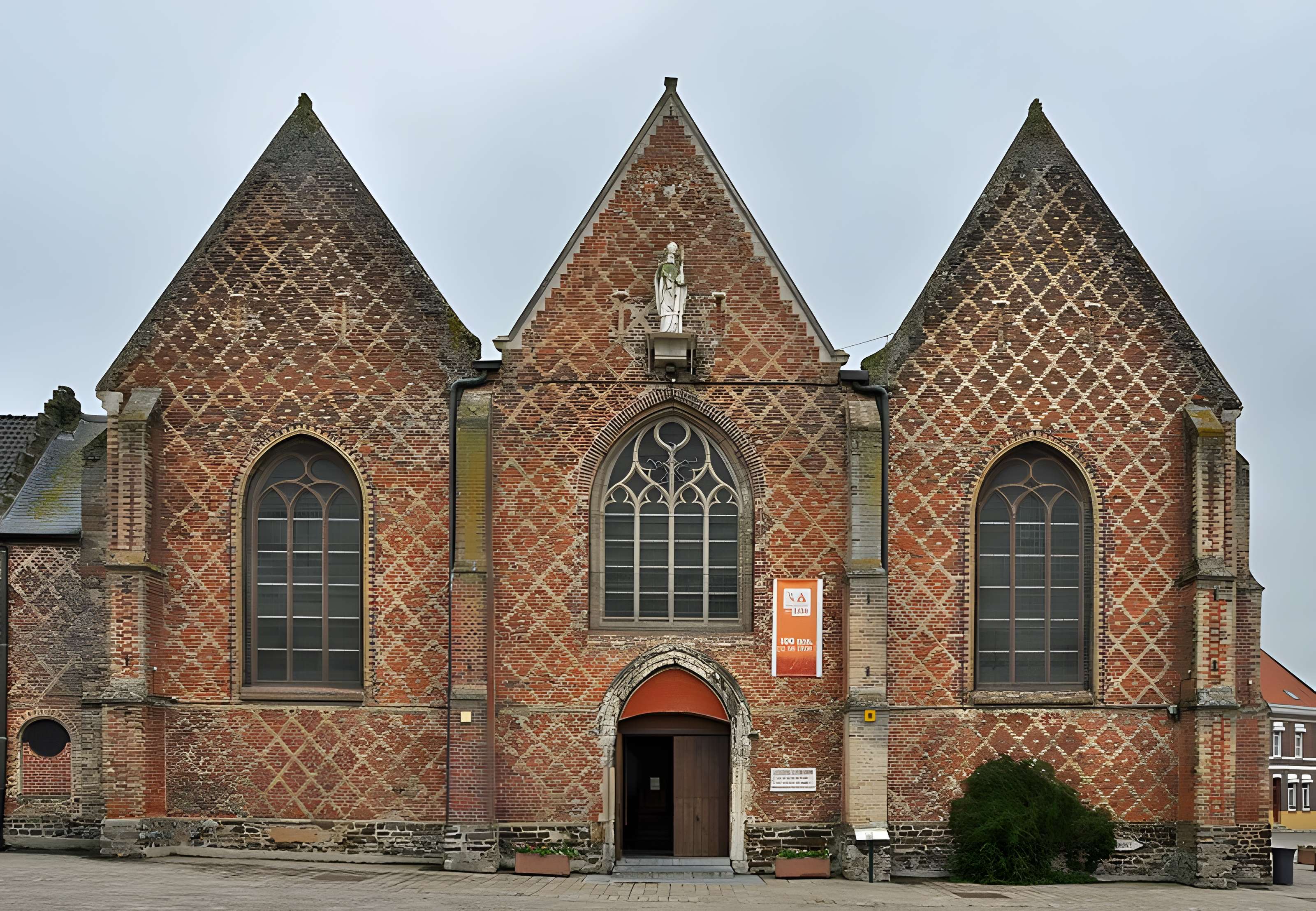 Église Saint-Folquin d'Esquelbecq
