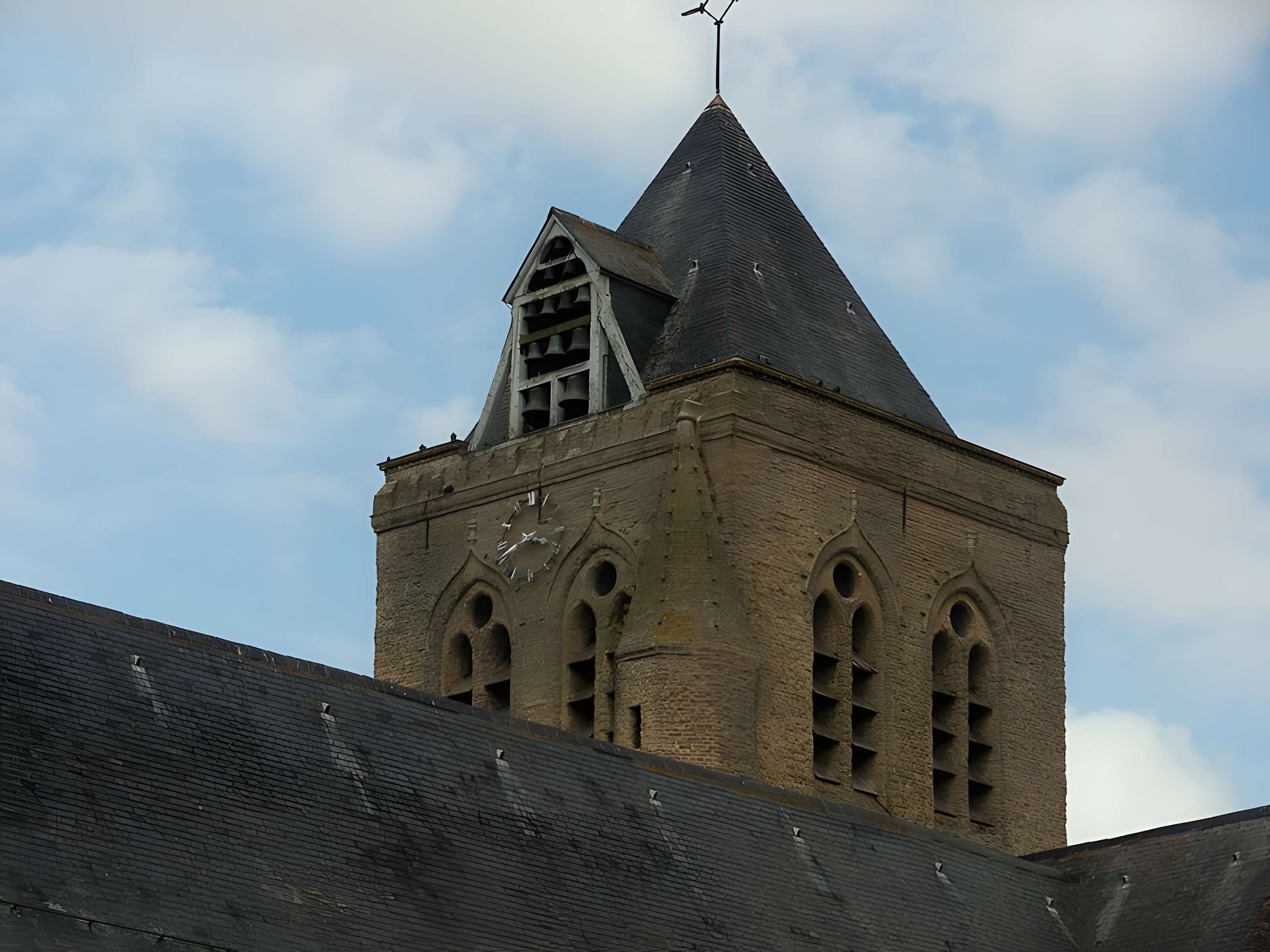 Église Saint-Folquin d'Esquelbecq