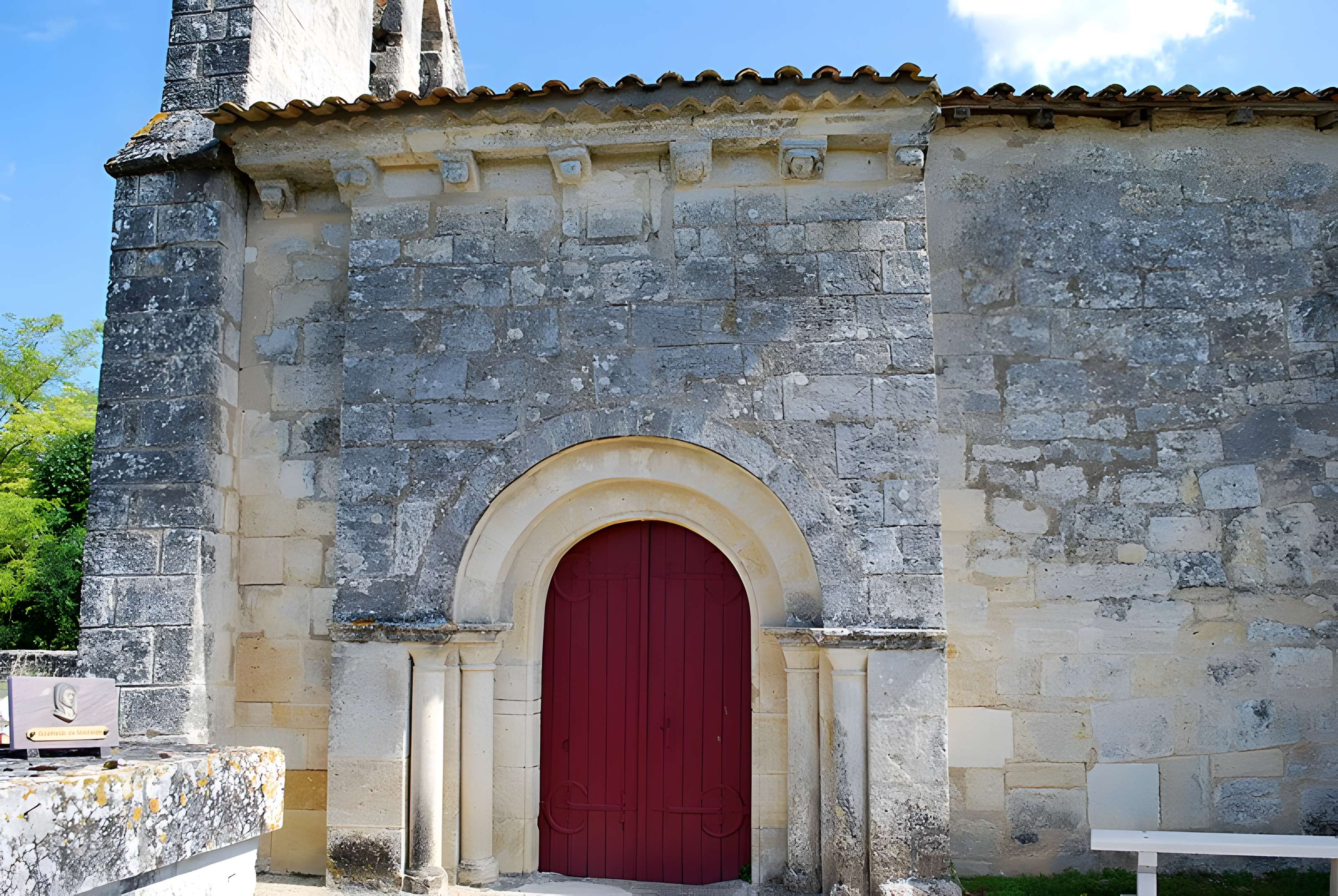 Église Saint-Fort de Mouillac