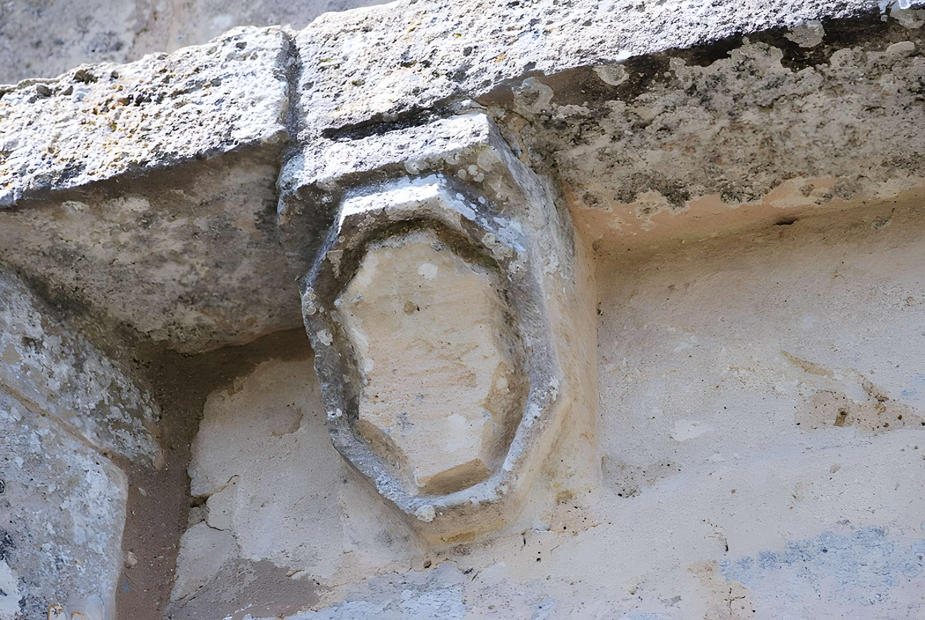 Église Saint-Fort de Mouillac