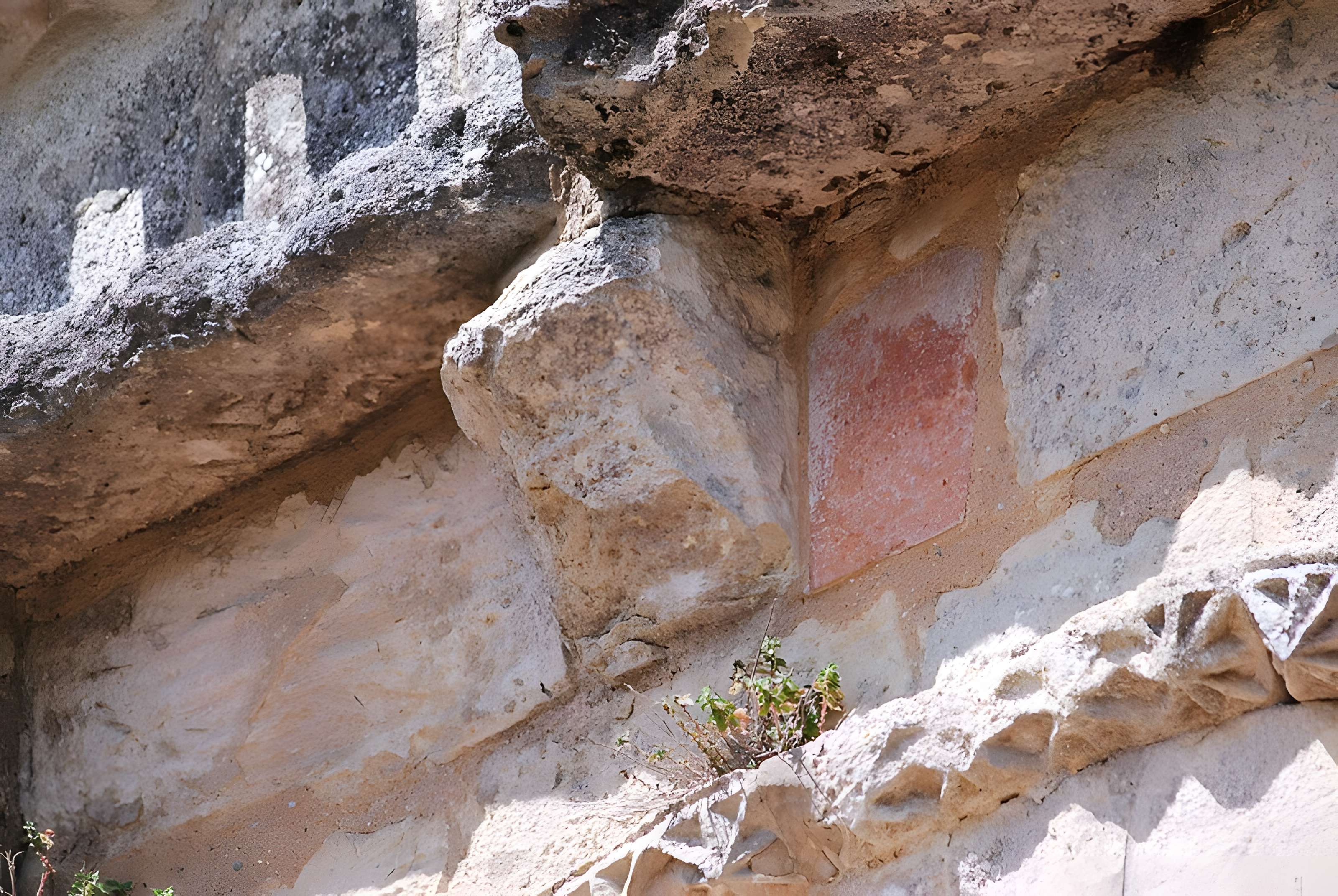Église Saint-Fort de Mouillac