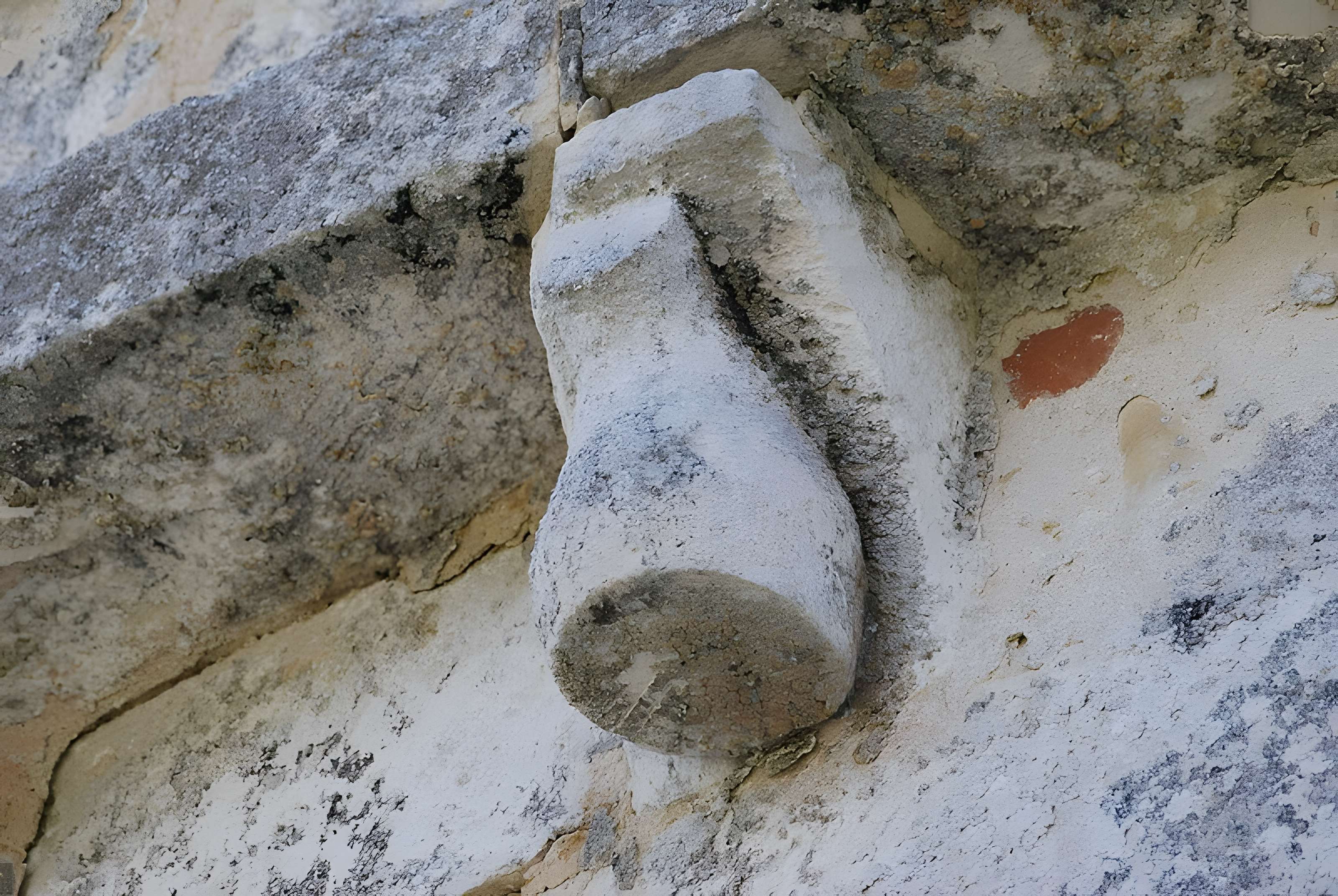Église Saint-Fort de Mouillac