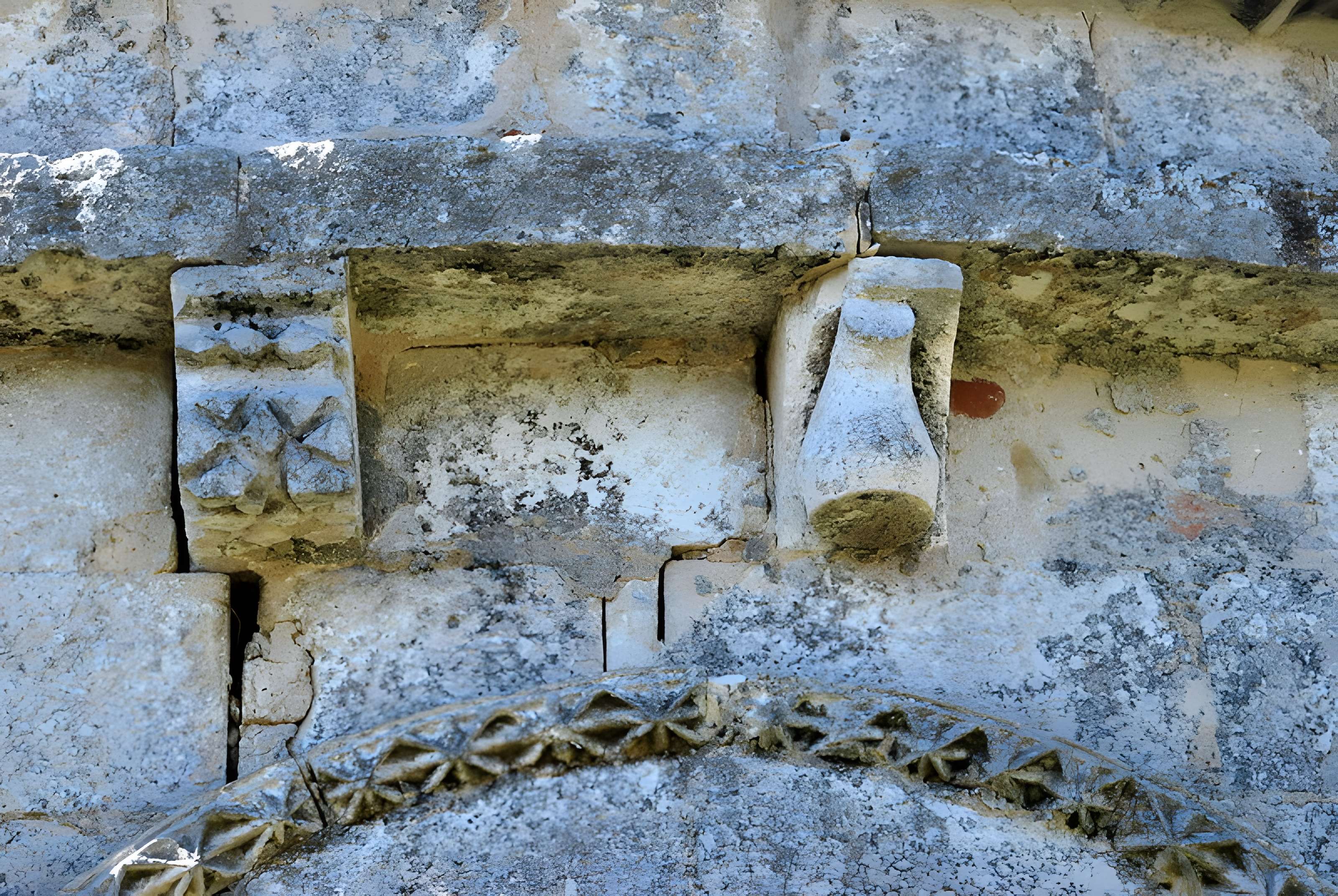 Église Saint-Fort de Mouillac
