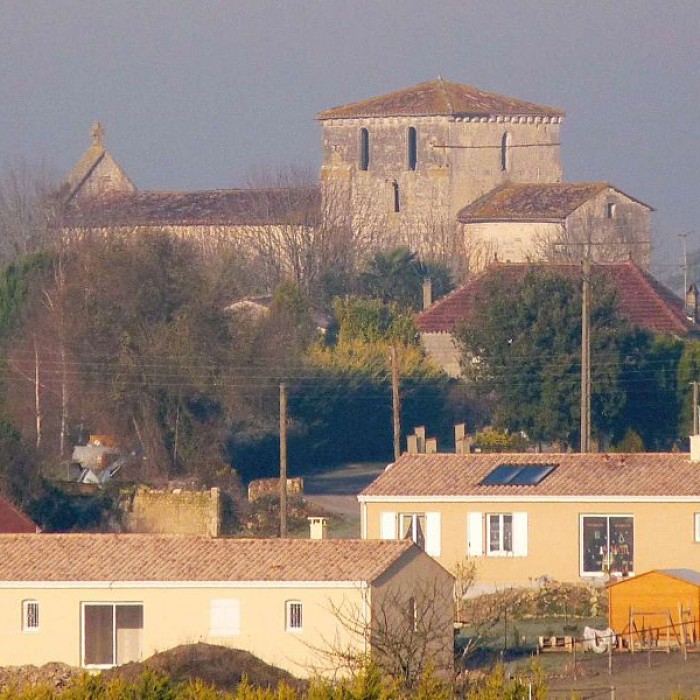 Photo de Église Saint-Fortunat de Saint-Fort-sur-le-Né