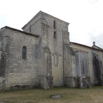 Église Saint-Fortunat de Saint-Fort-sur-le-Né