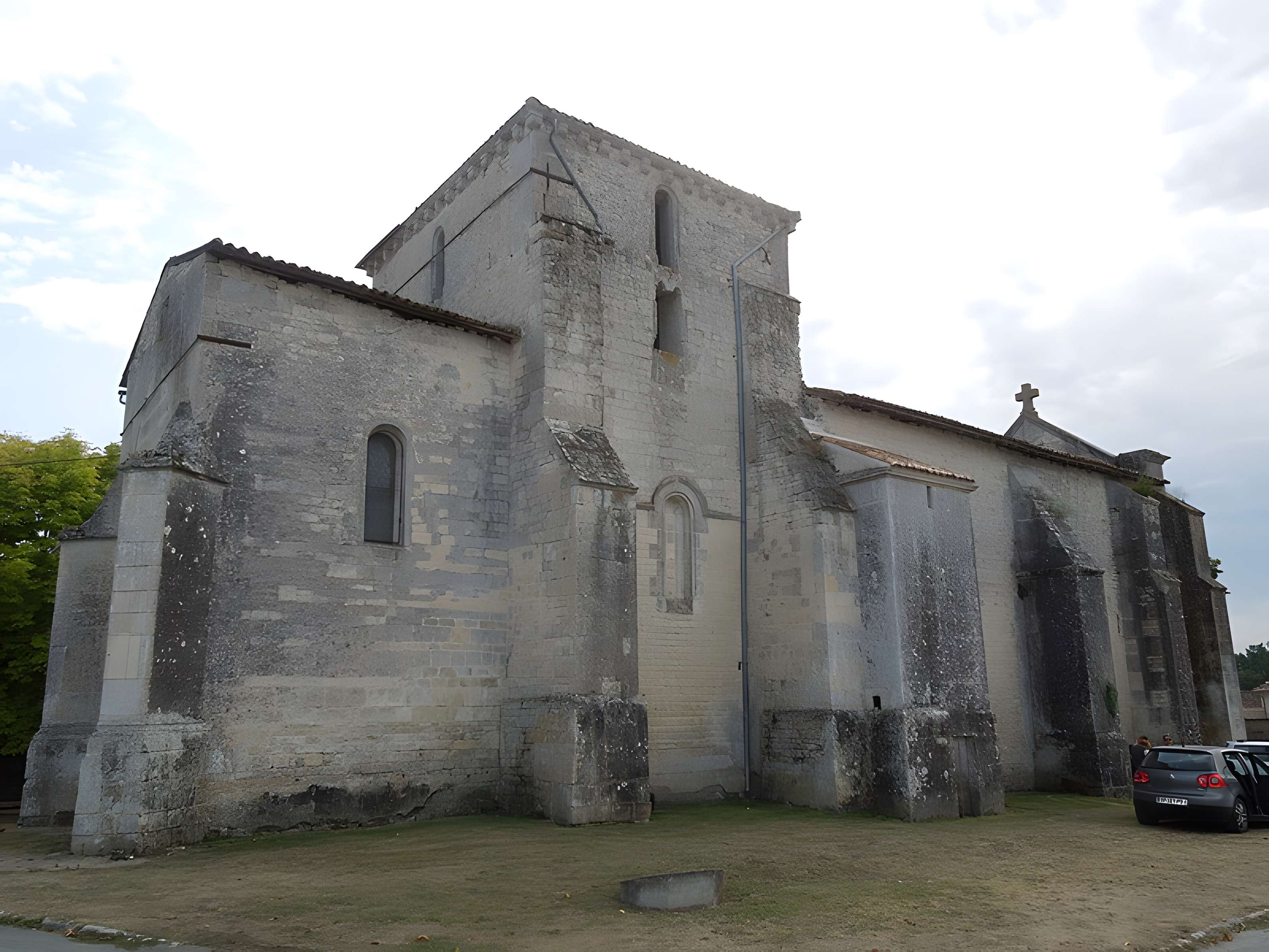 Église Saint-Fortunat de Saint-Fort-sur-le-Né