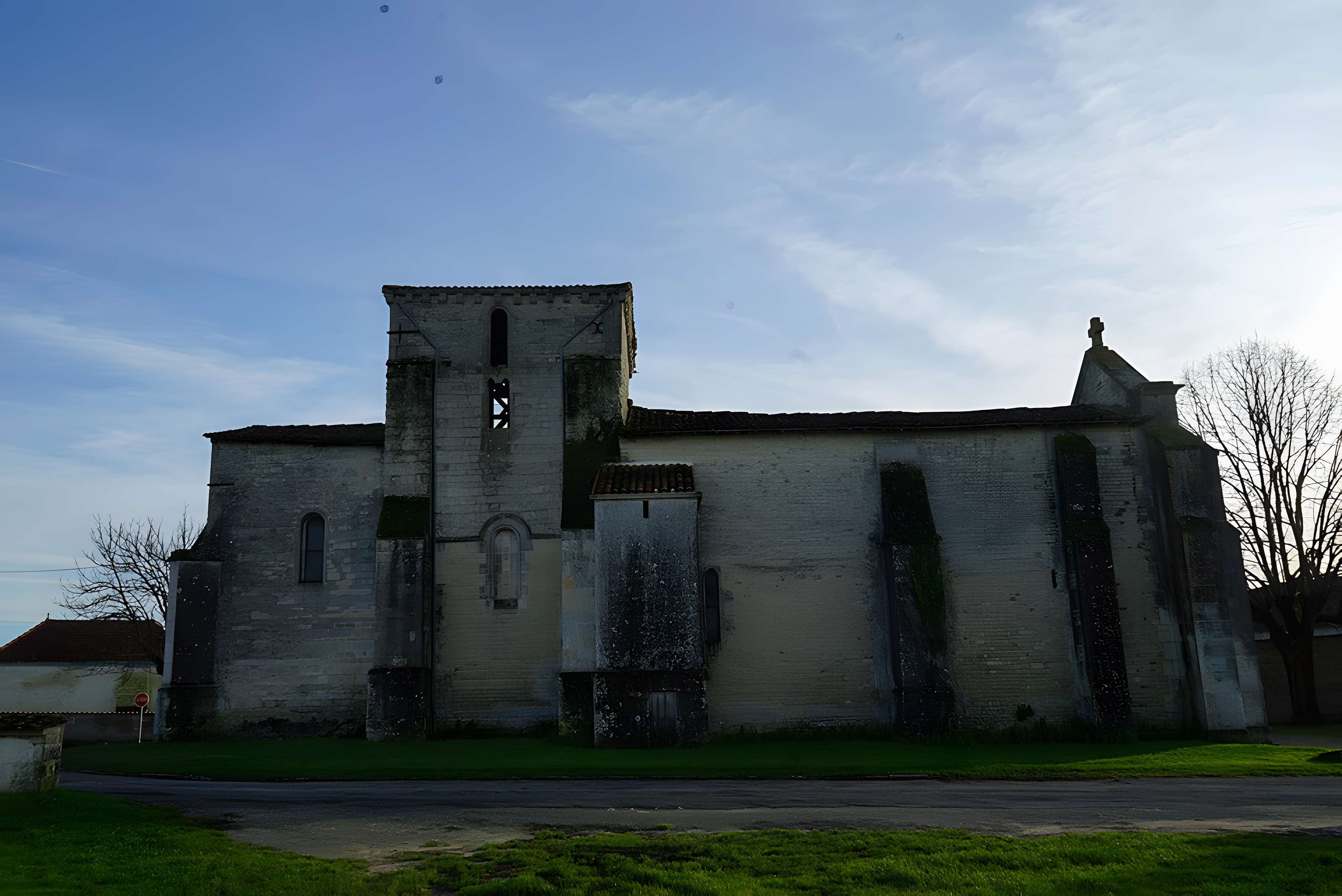 Église Saint-Fortunat de Saint-Fort-sur-le-Né