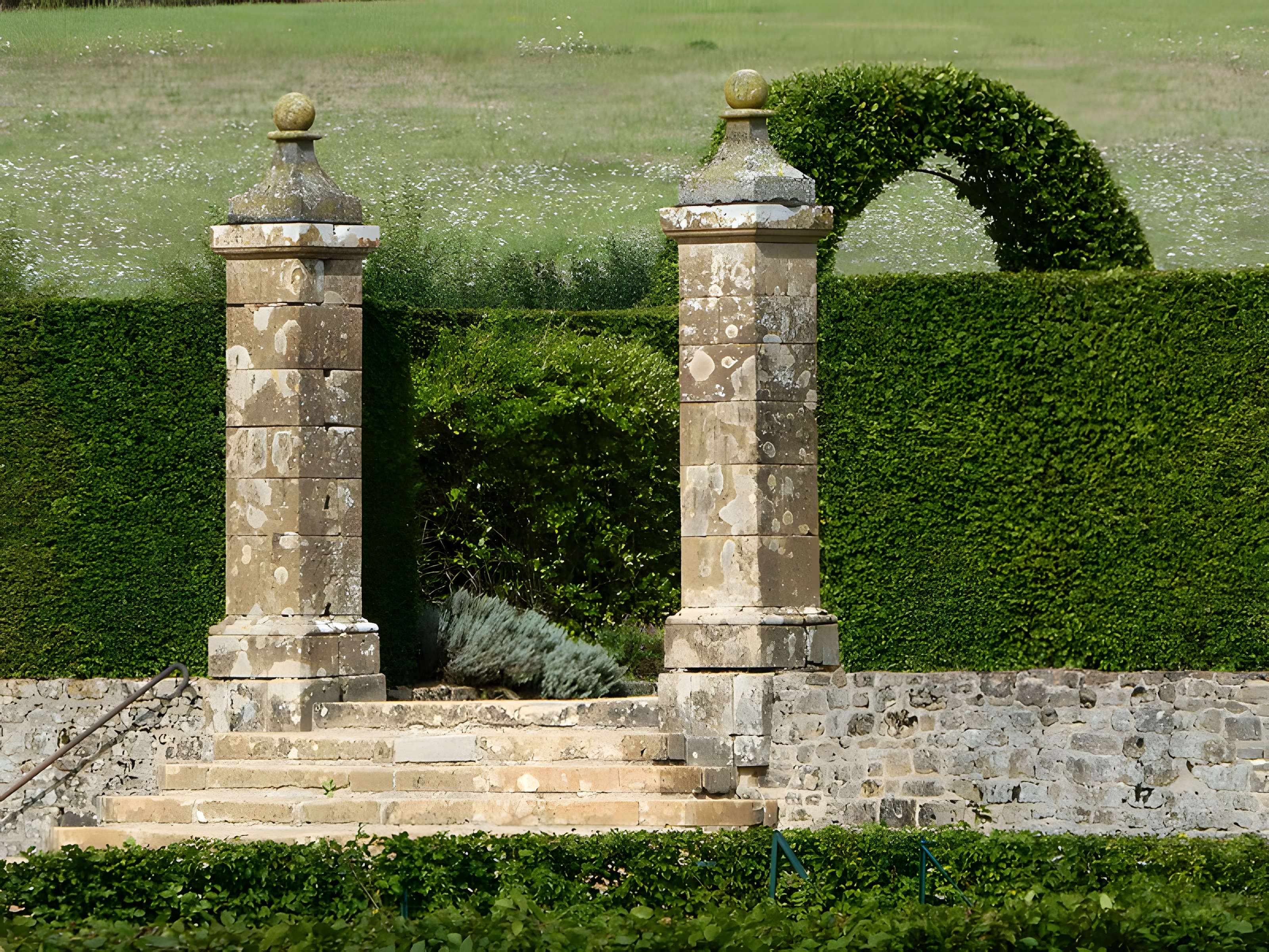 Abbaye Notre-Dame de Fontmorigny