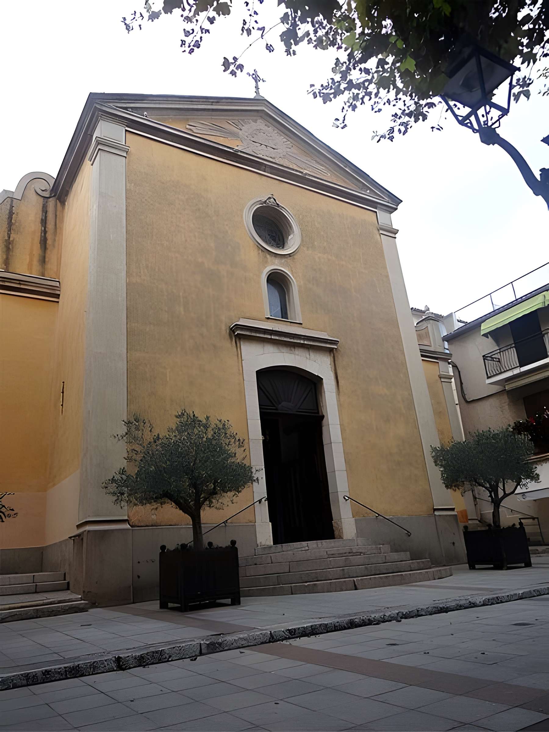 Église Saint-François-de-Sales de Bandol