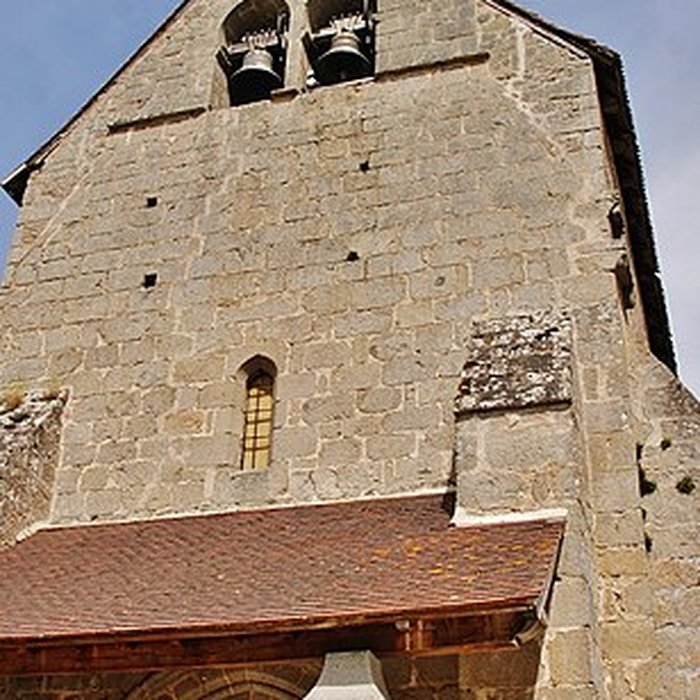 Photo de Ensemble formé par léglise et le bâtiment de lancien prieuré