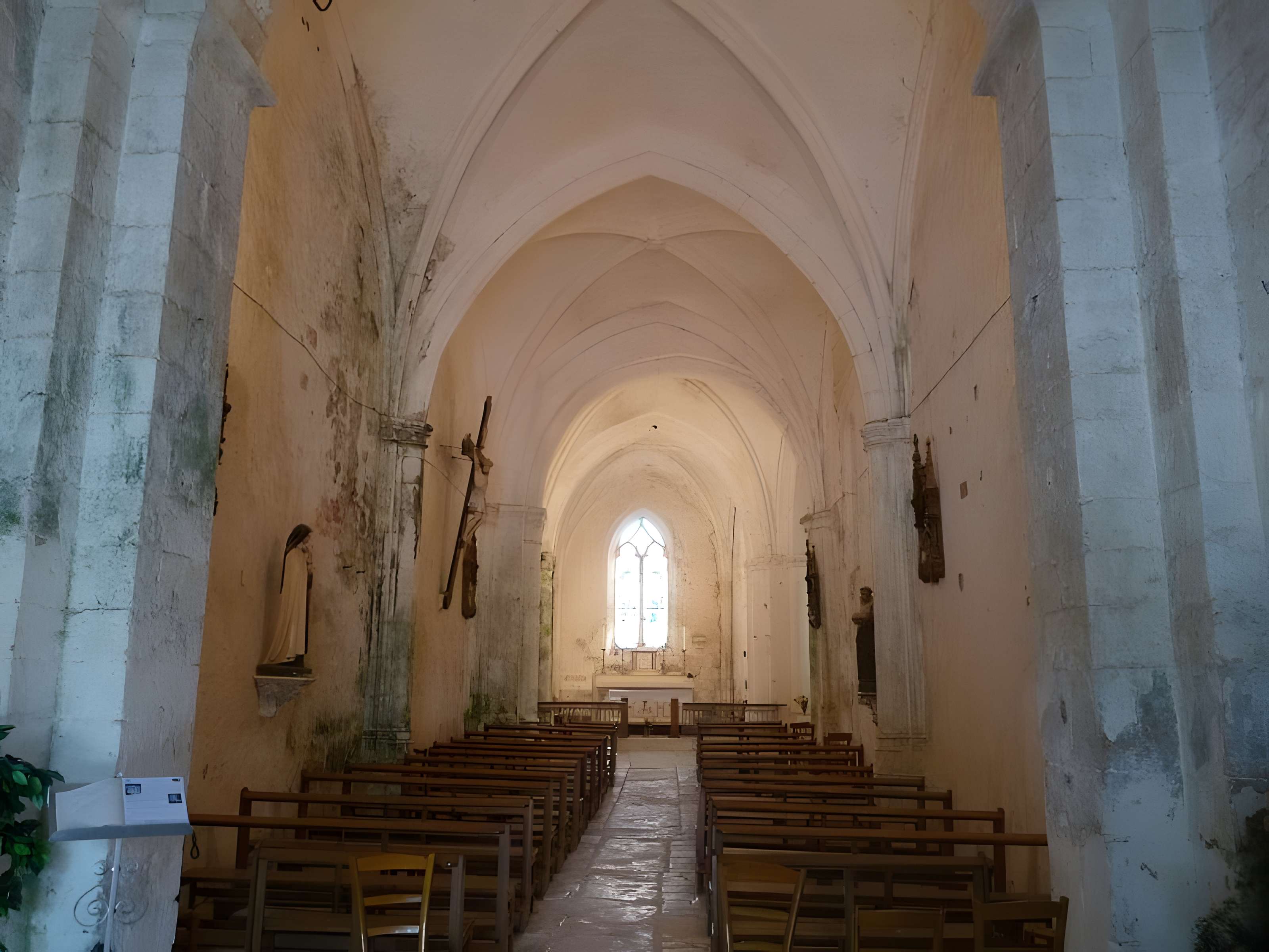 Église Saint-Front de Saint-Front