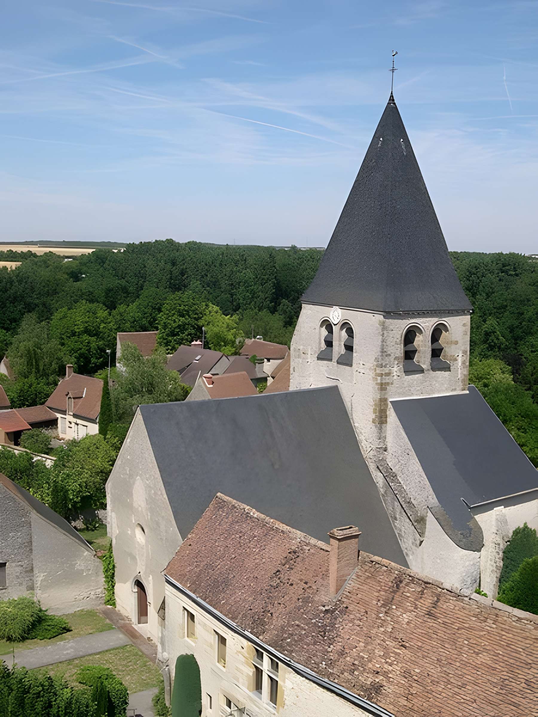 Église Saint-Gault d'Yèvre-le-Châtel 
