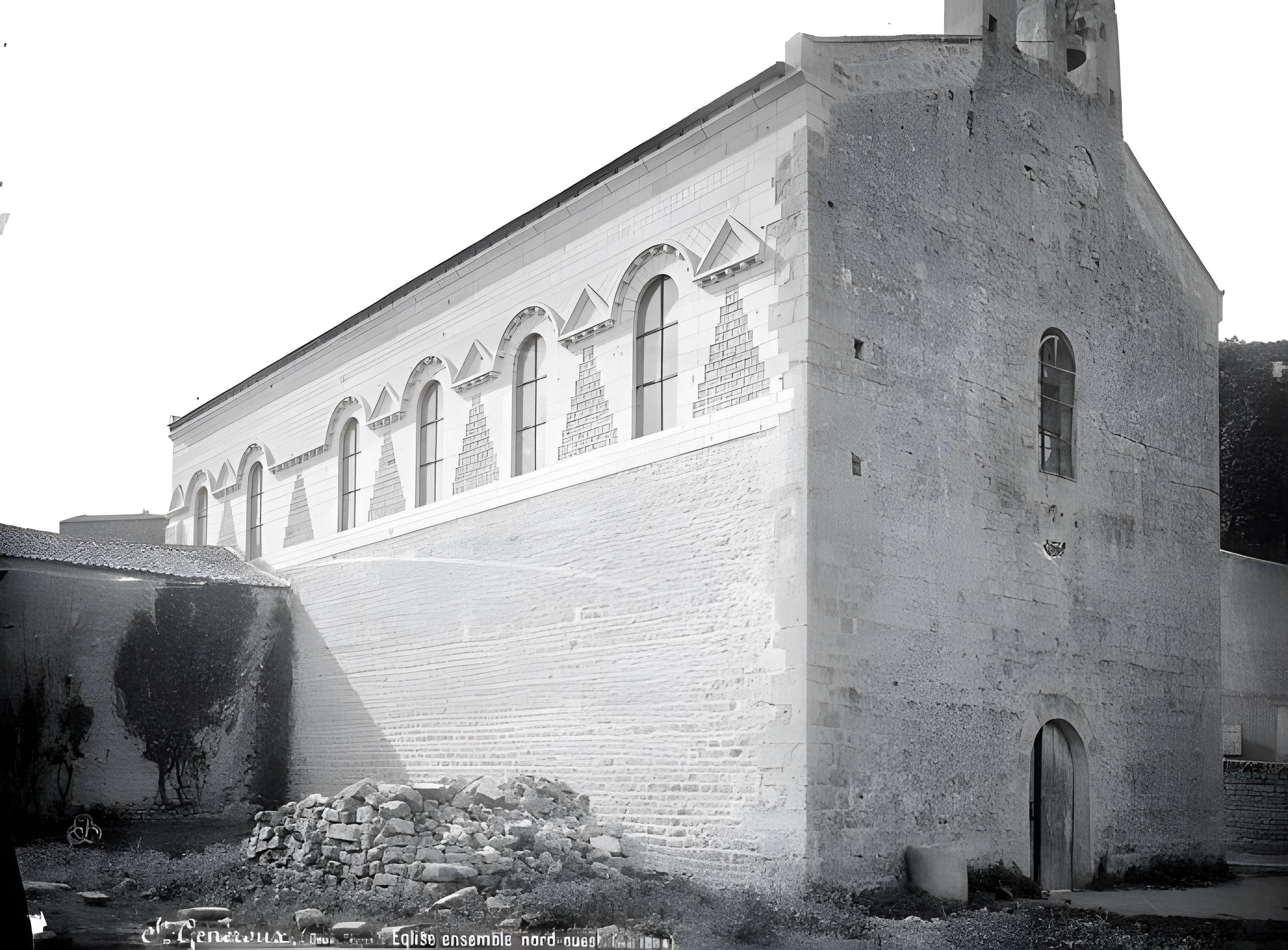 Église Saint-Généroux de Saint-Généroux