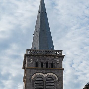 Église Saint-Genès-le-Comte de Combronde